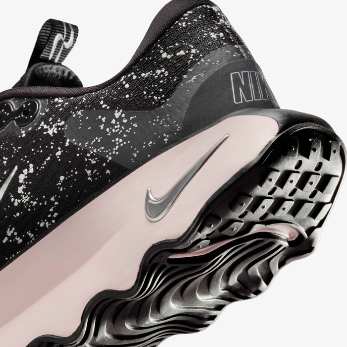 نايكي موتيفا SE image number 7 نايكي موتيفا SE image number 7