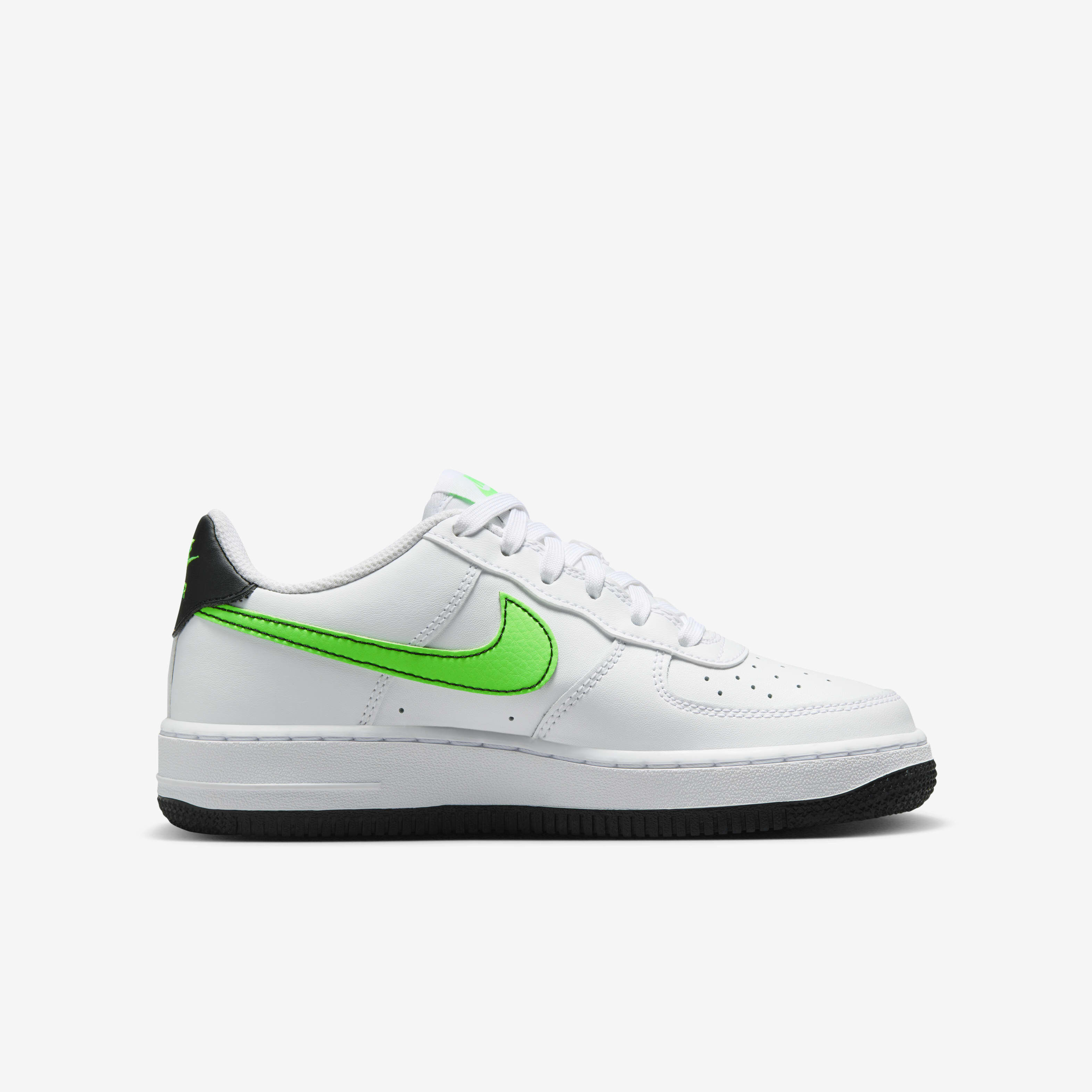 Nike Air Force 1 image number 2