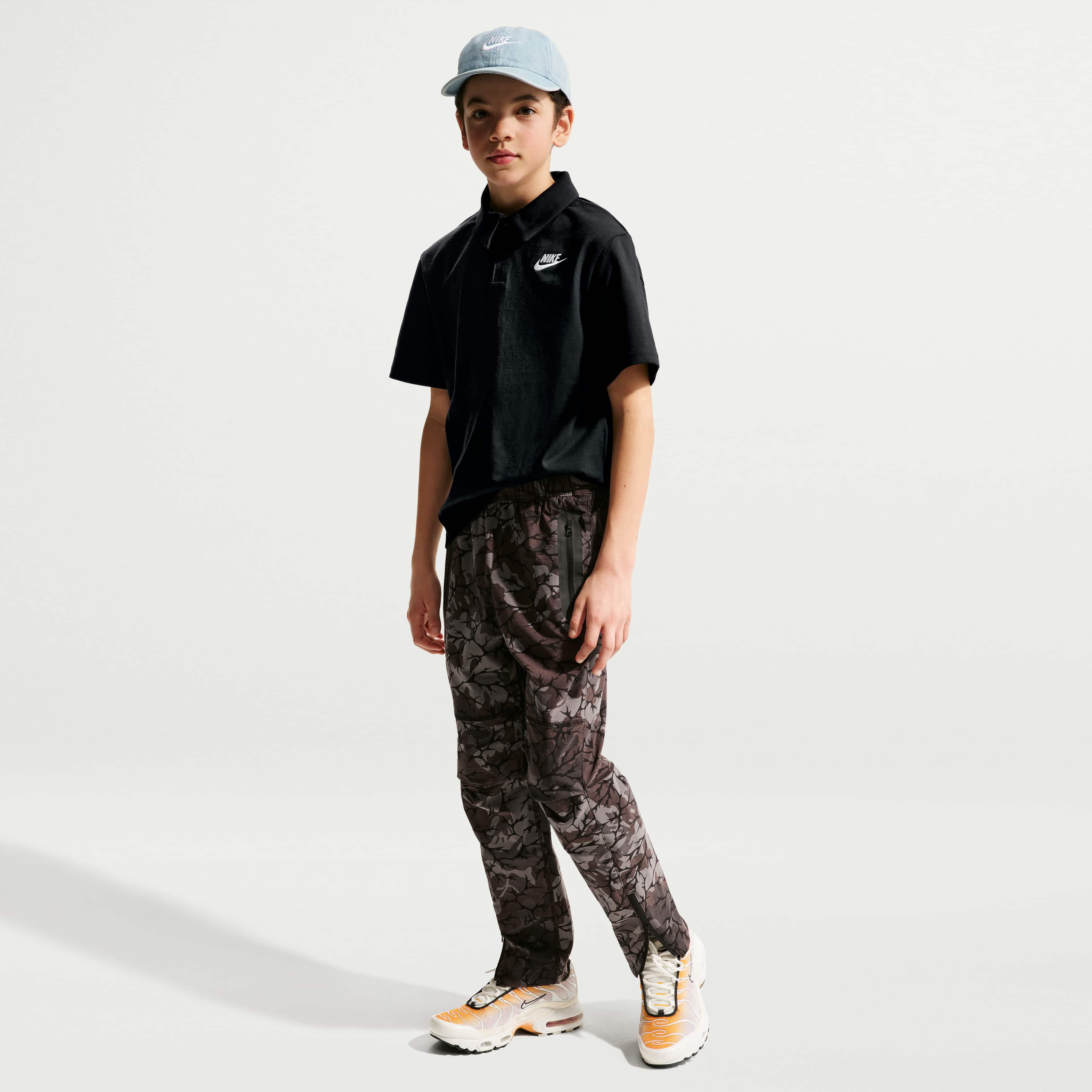 Nike Sportswear Club image number 6