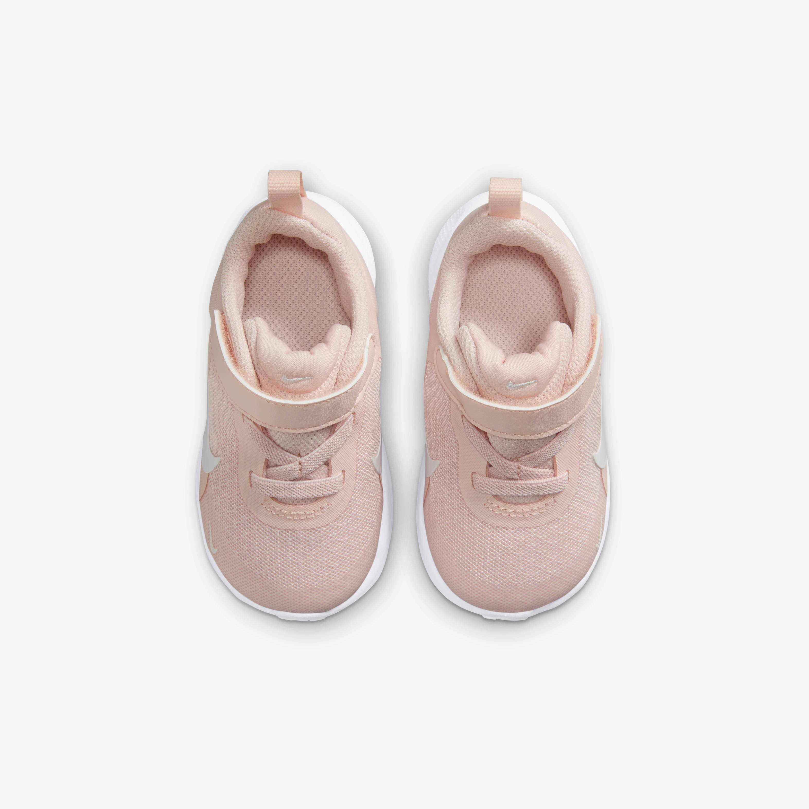 Nike Revolution 7 image number 3