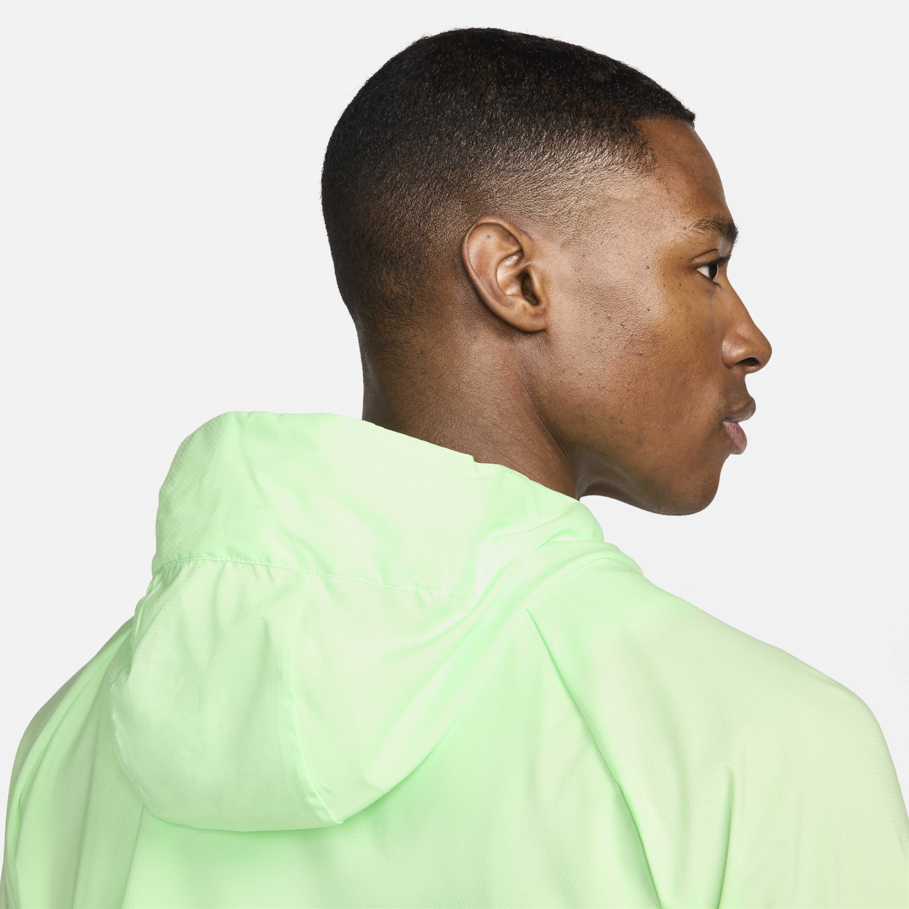 Nike Windrunner image number 4