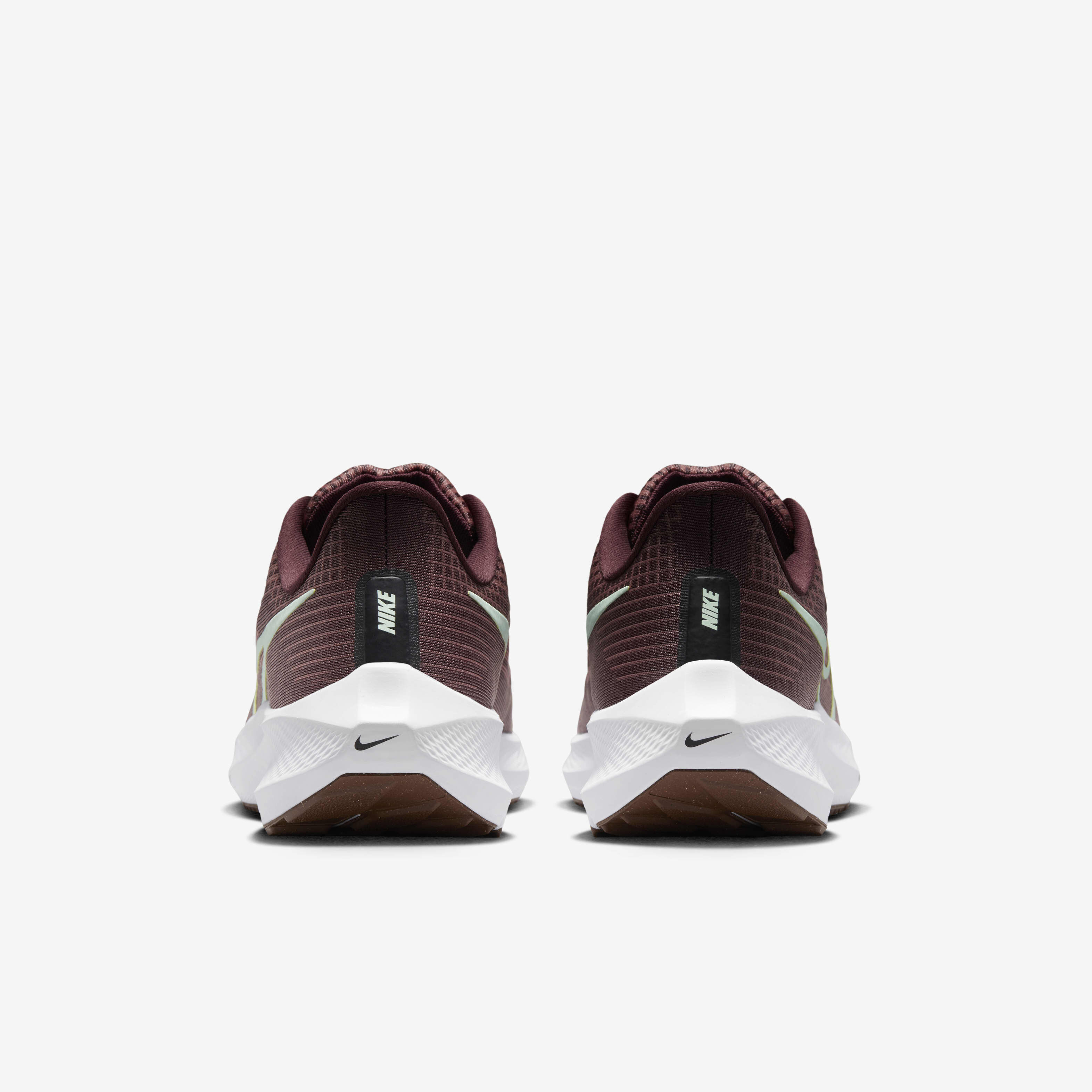 Nike Pegasus 39 image number 5