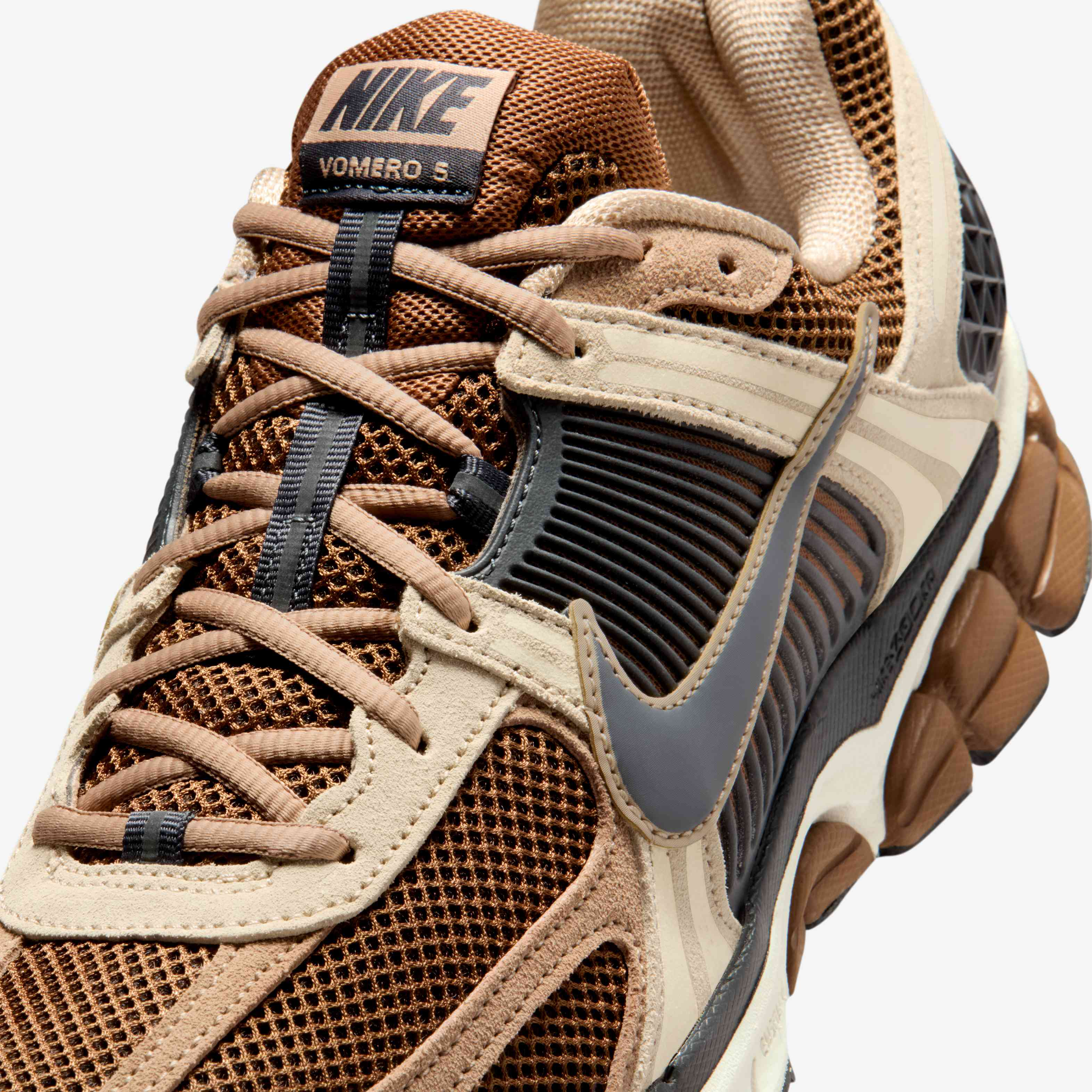 Nike Zoom Vomero 5 image number 6