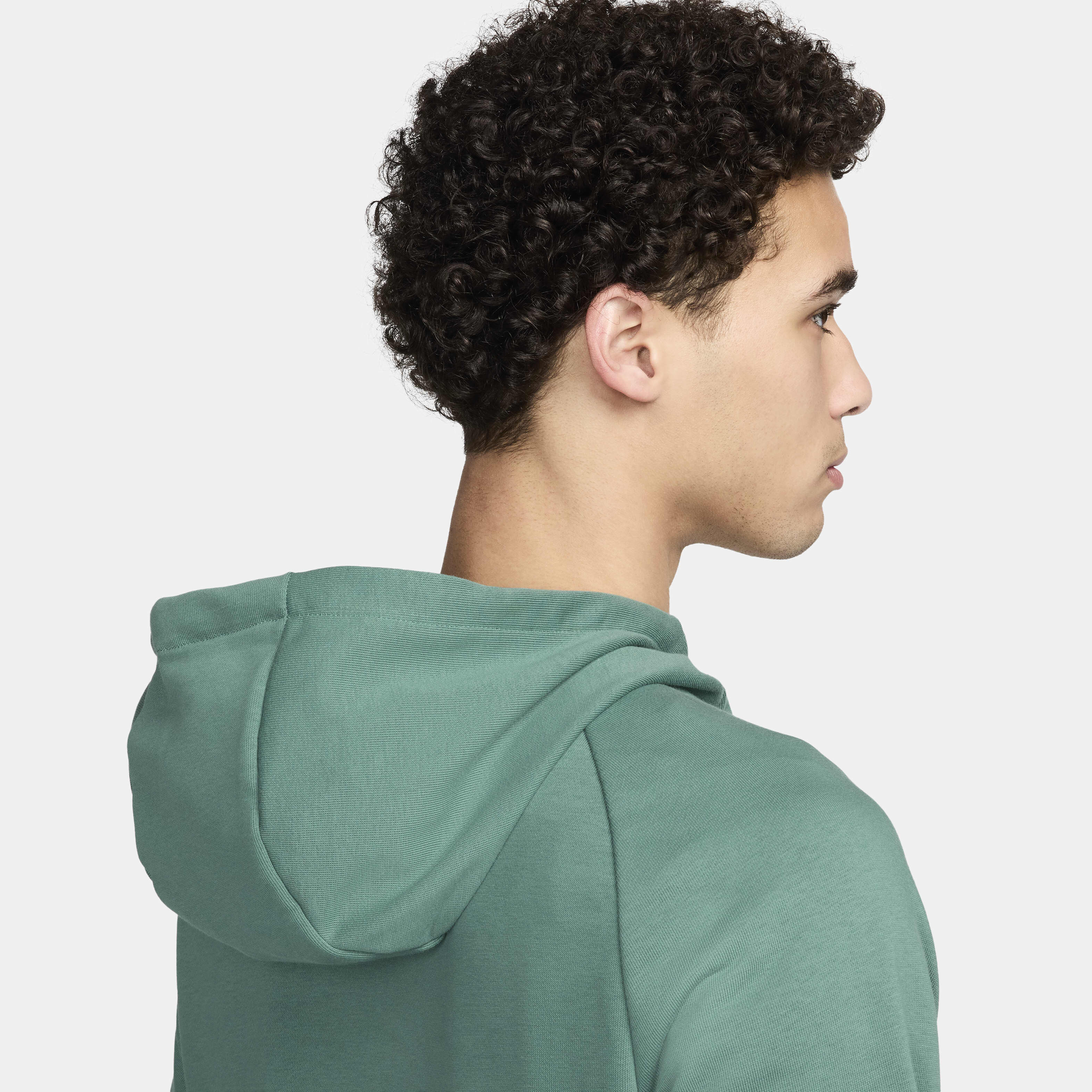 Buy Nike Dry Graphic Men s Dri FIT Hooded Fitness Pullover Hoodie Nike Qatar Official