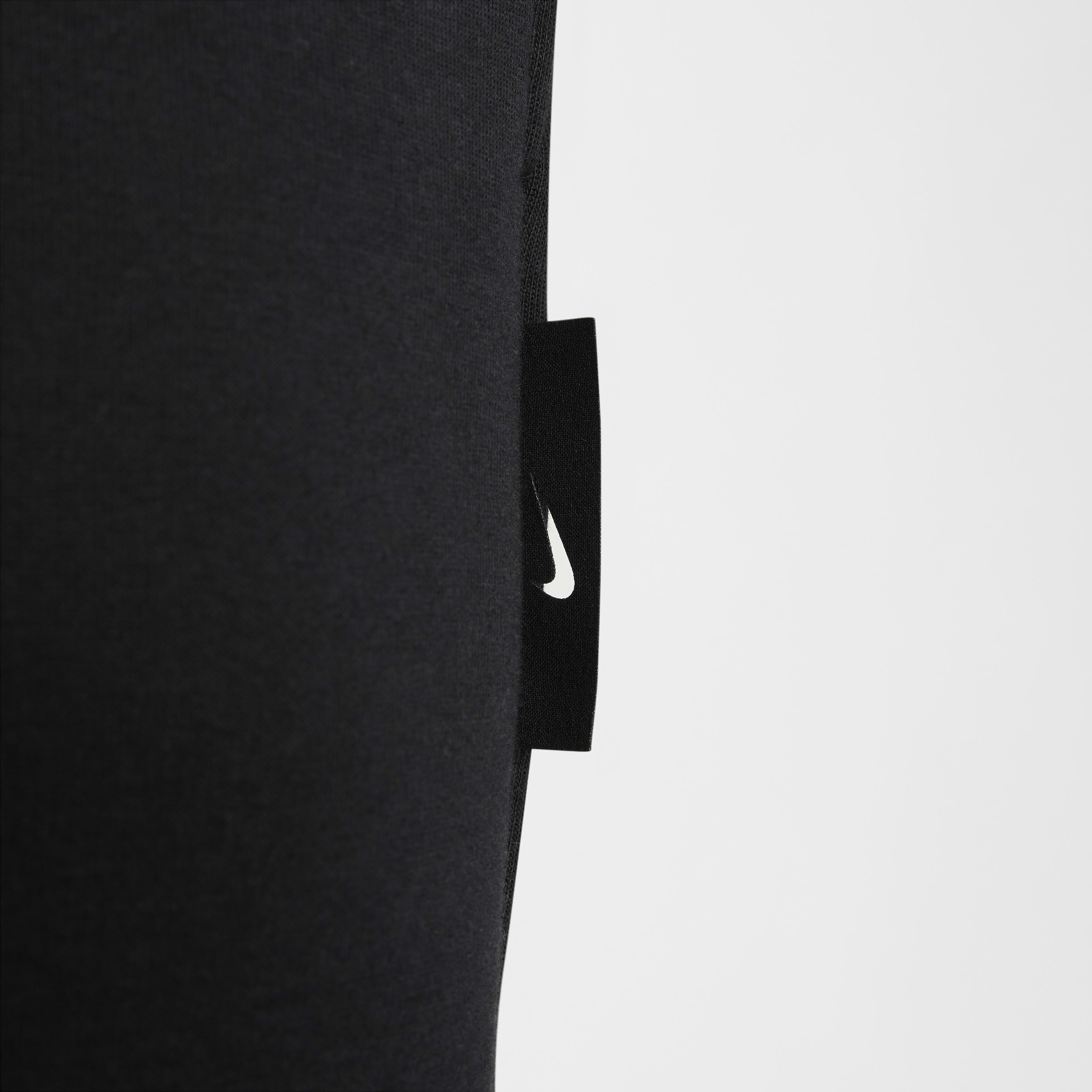 نايكي تك image number 4