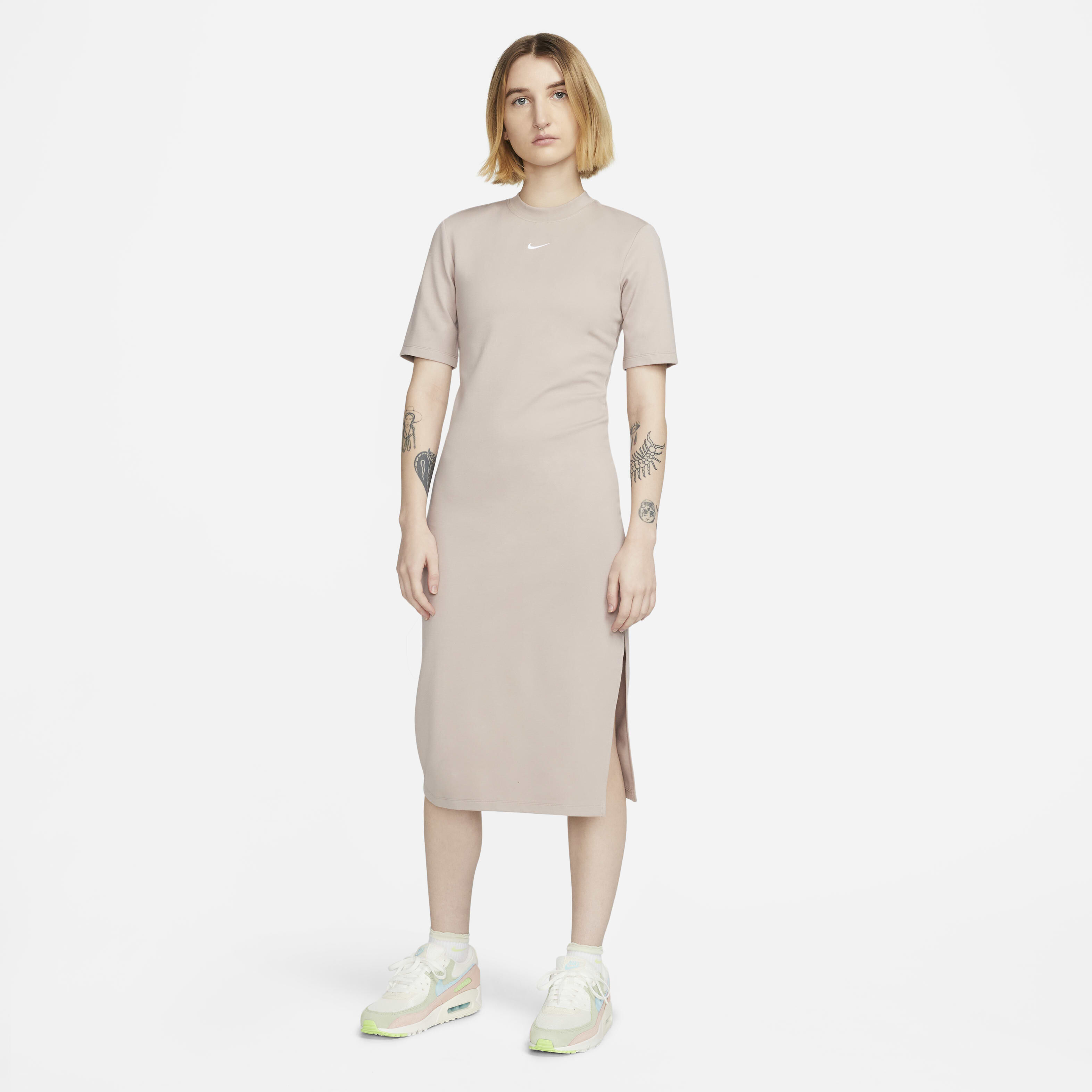 Nike Sportswear Essential image number 0