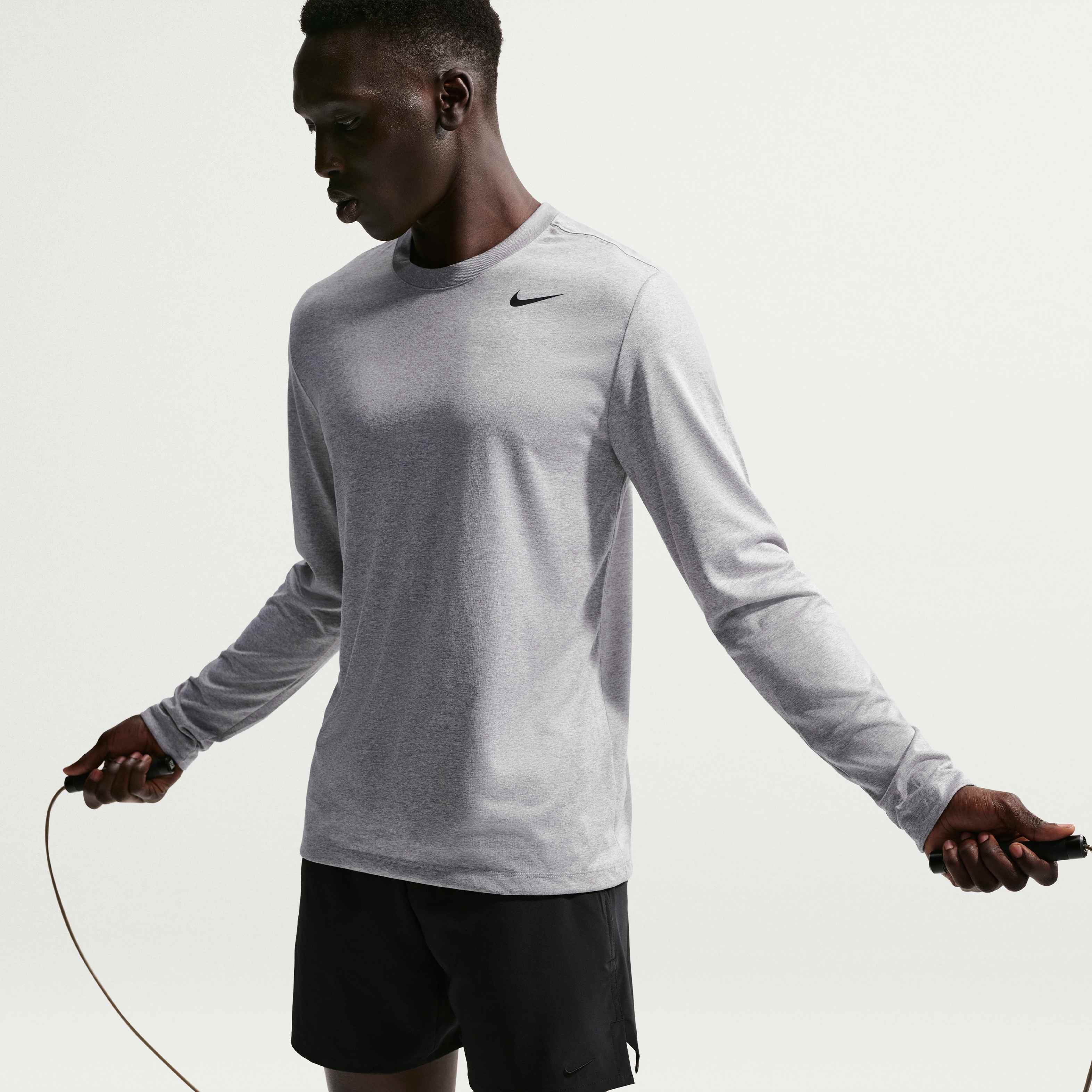 Nike Dri-FIT Legend image number 2