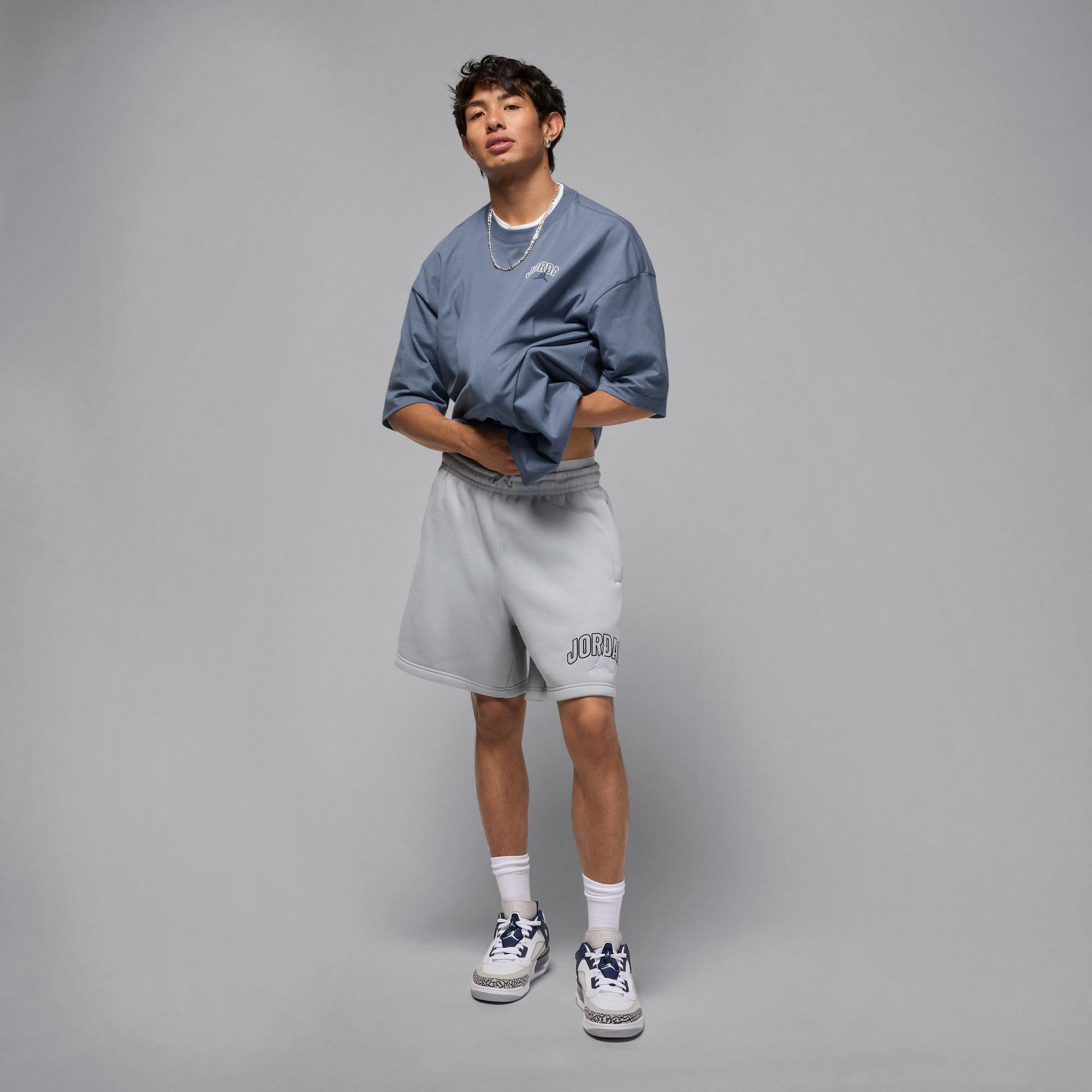 Jordan Brooklyn image number 5