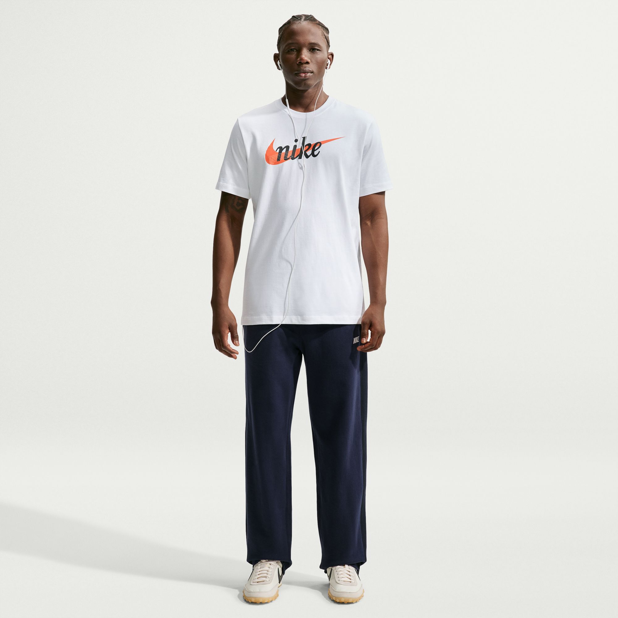 Nike Sportswear image number 0