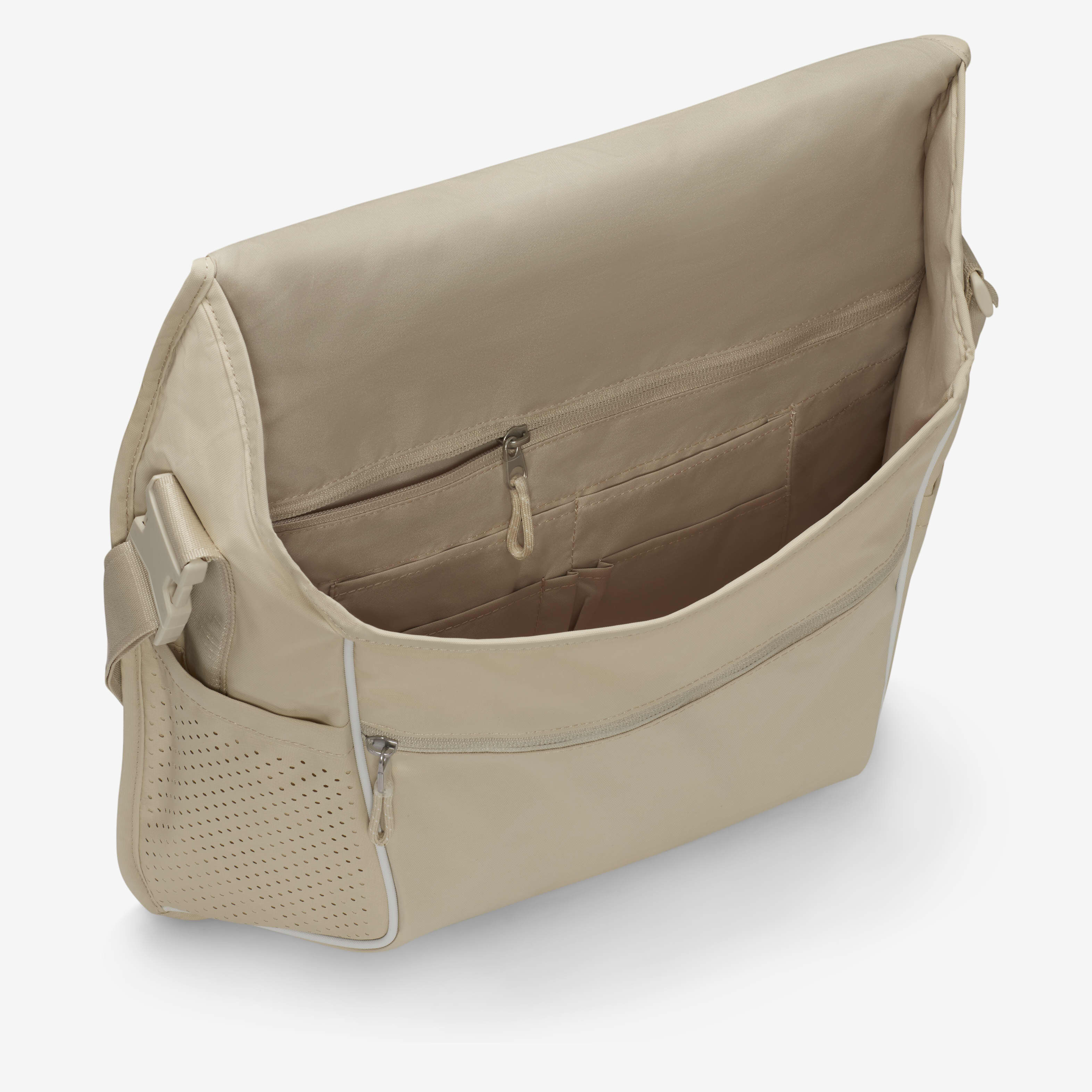 Nike Sportswear Essentials image number 4