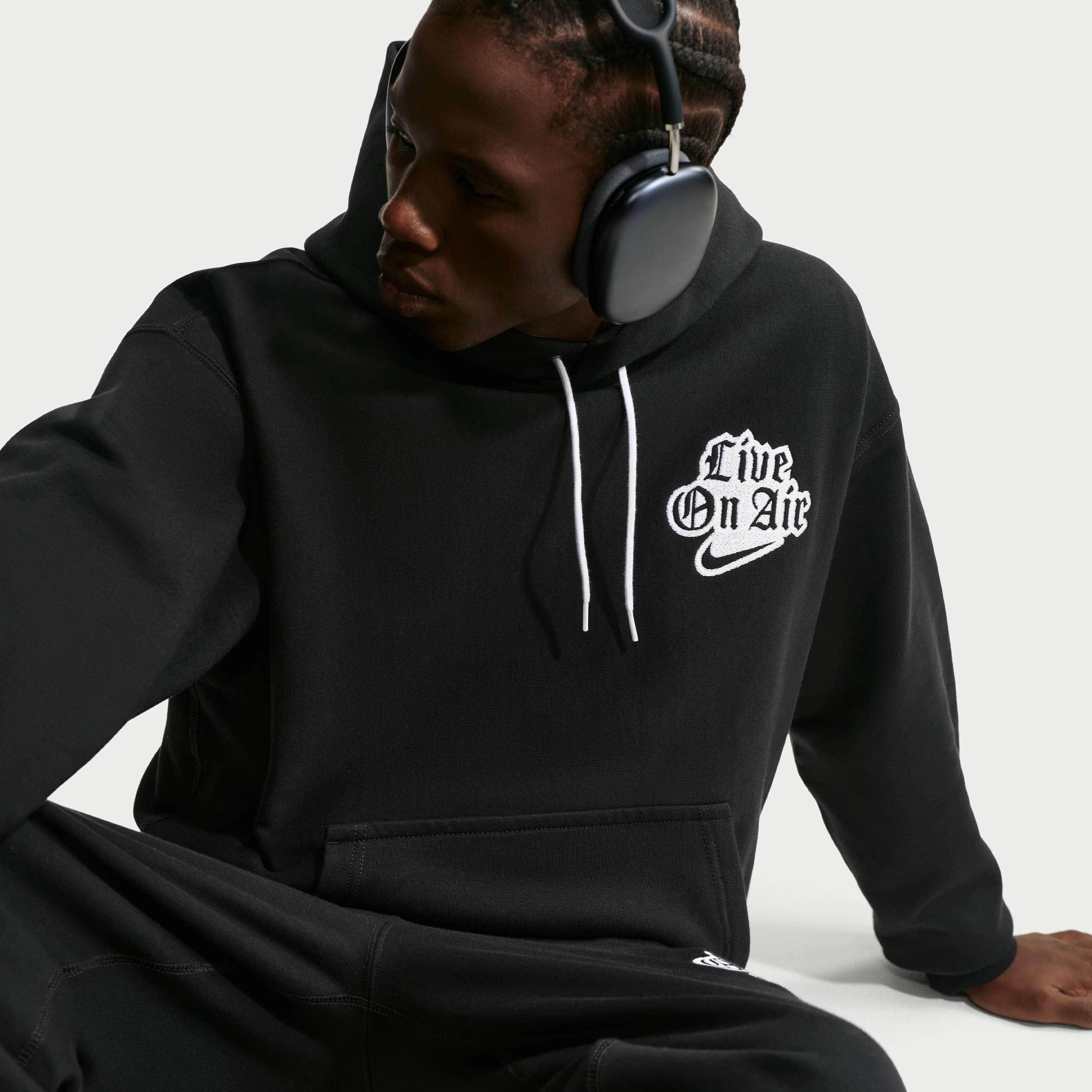 نايكي سولو سووش image number 2