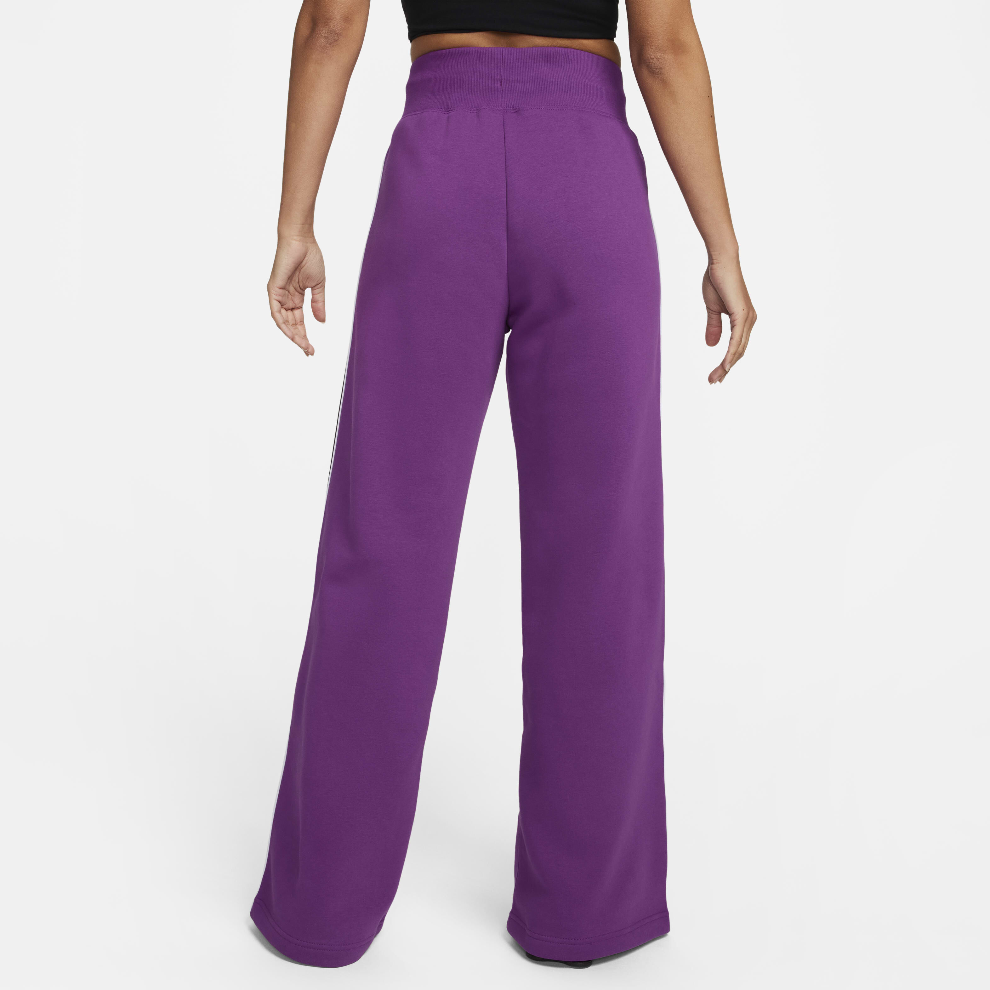 نايكي سبورتسوير فينكس فليس image number 1