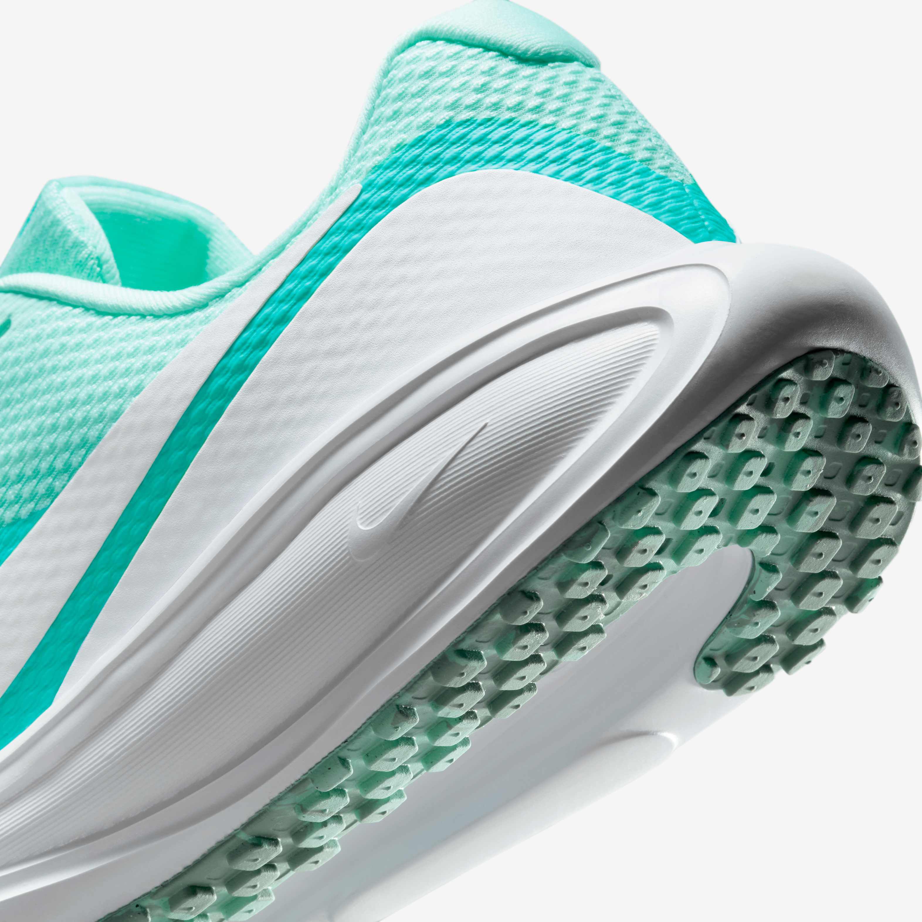 Nike Revolution 8 image number 7