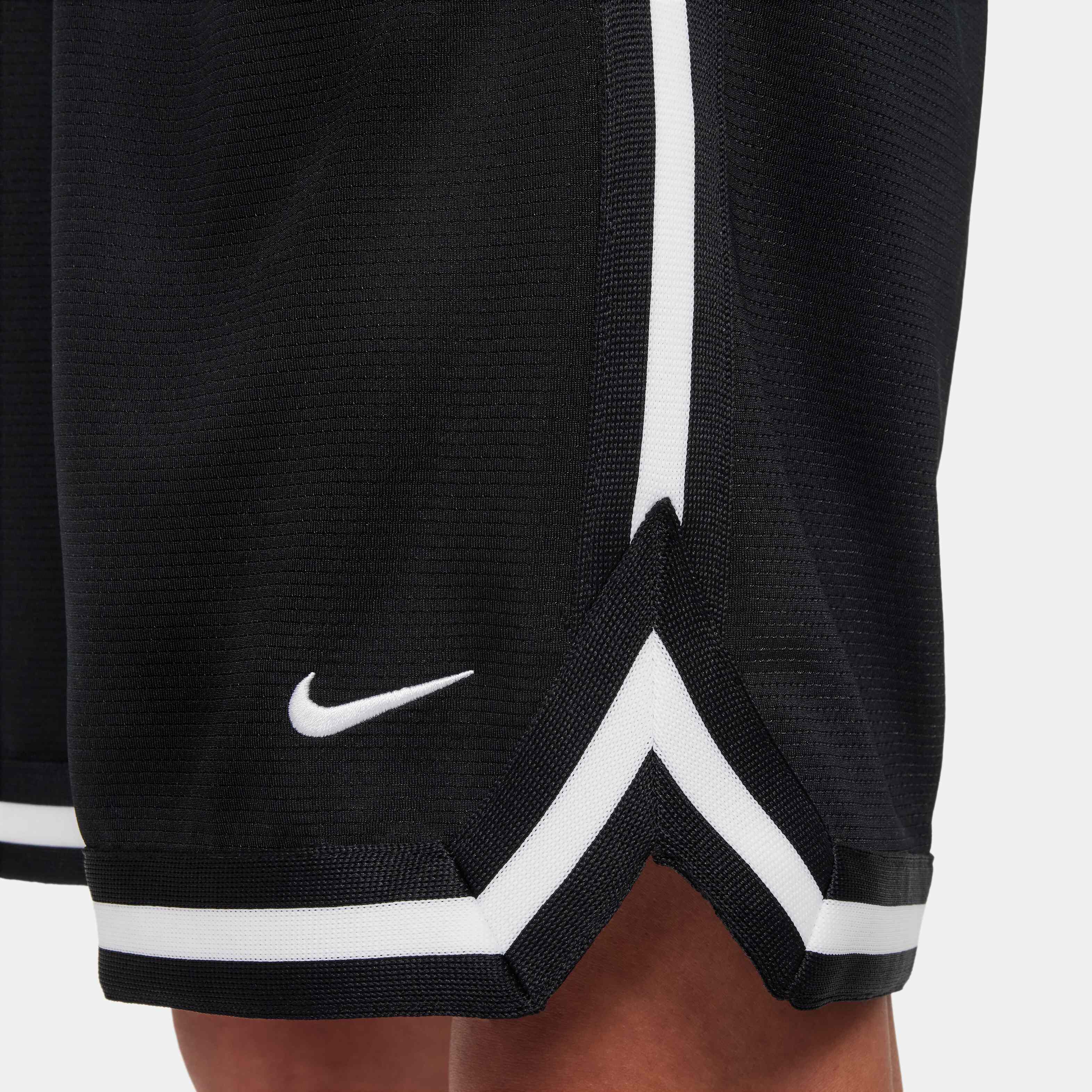 Nike Dri-FIT DNA image number 5