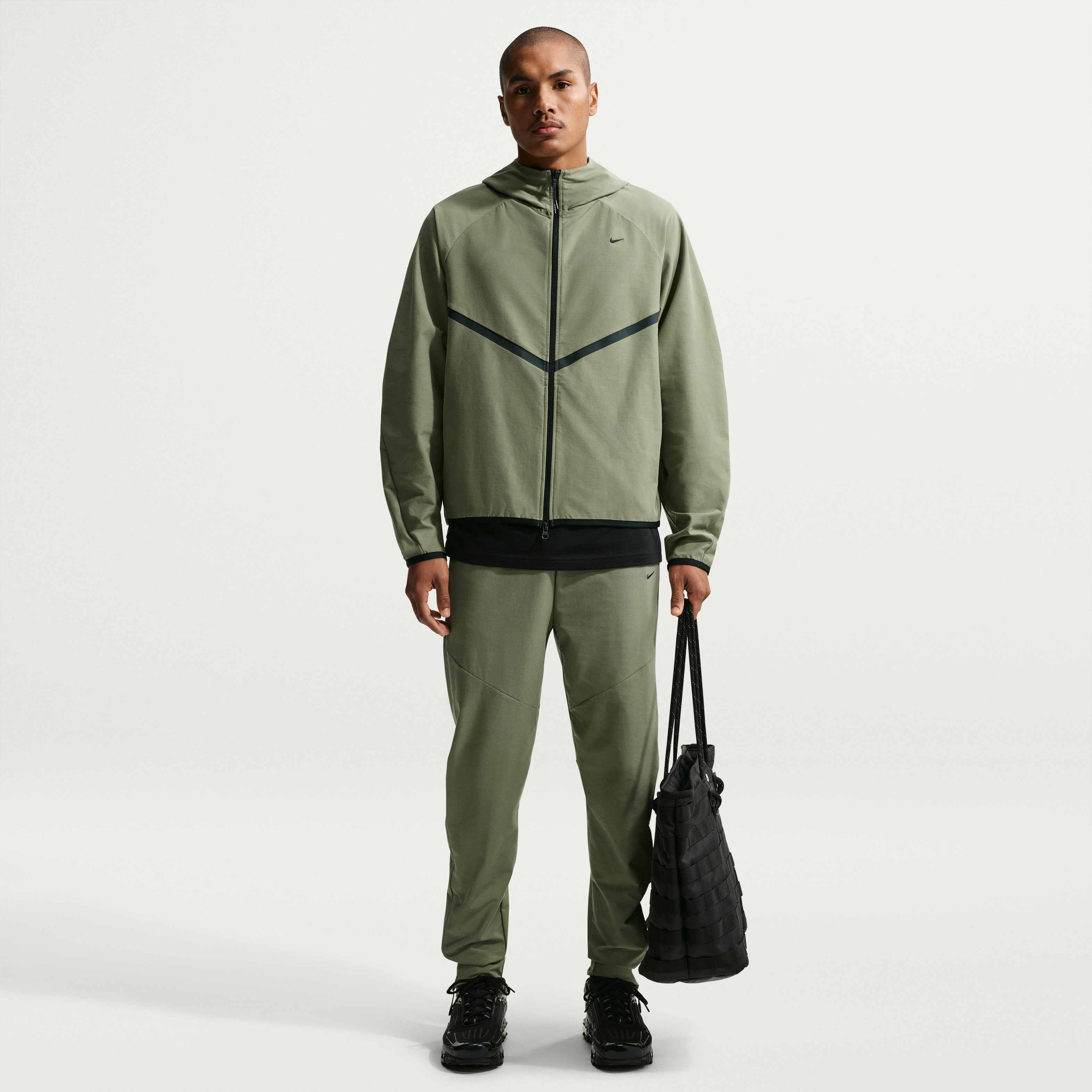 Nike Tech image number 3