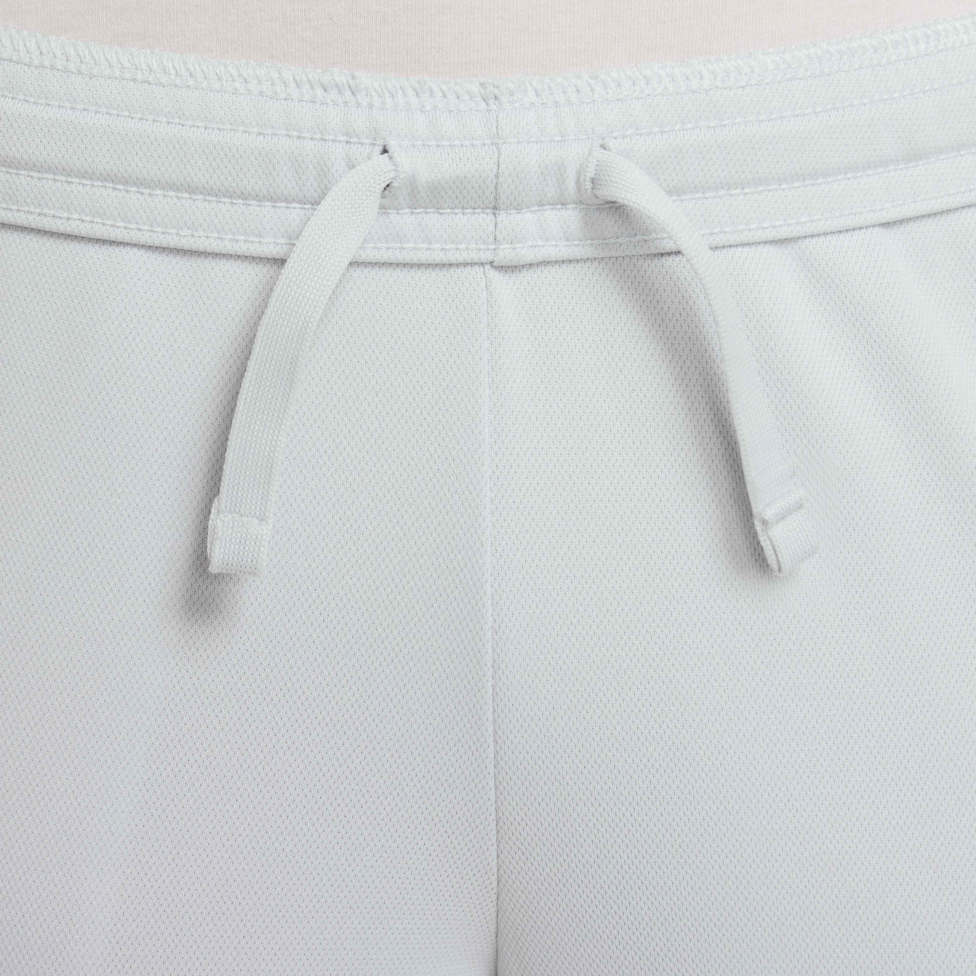 نايكي أكاديمي image number 8