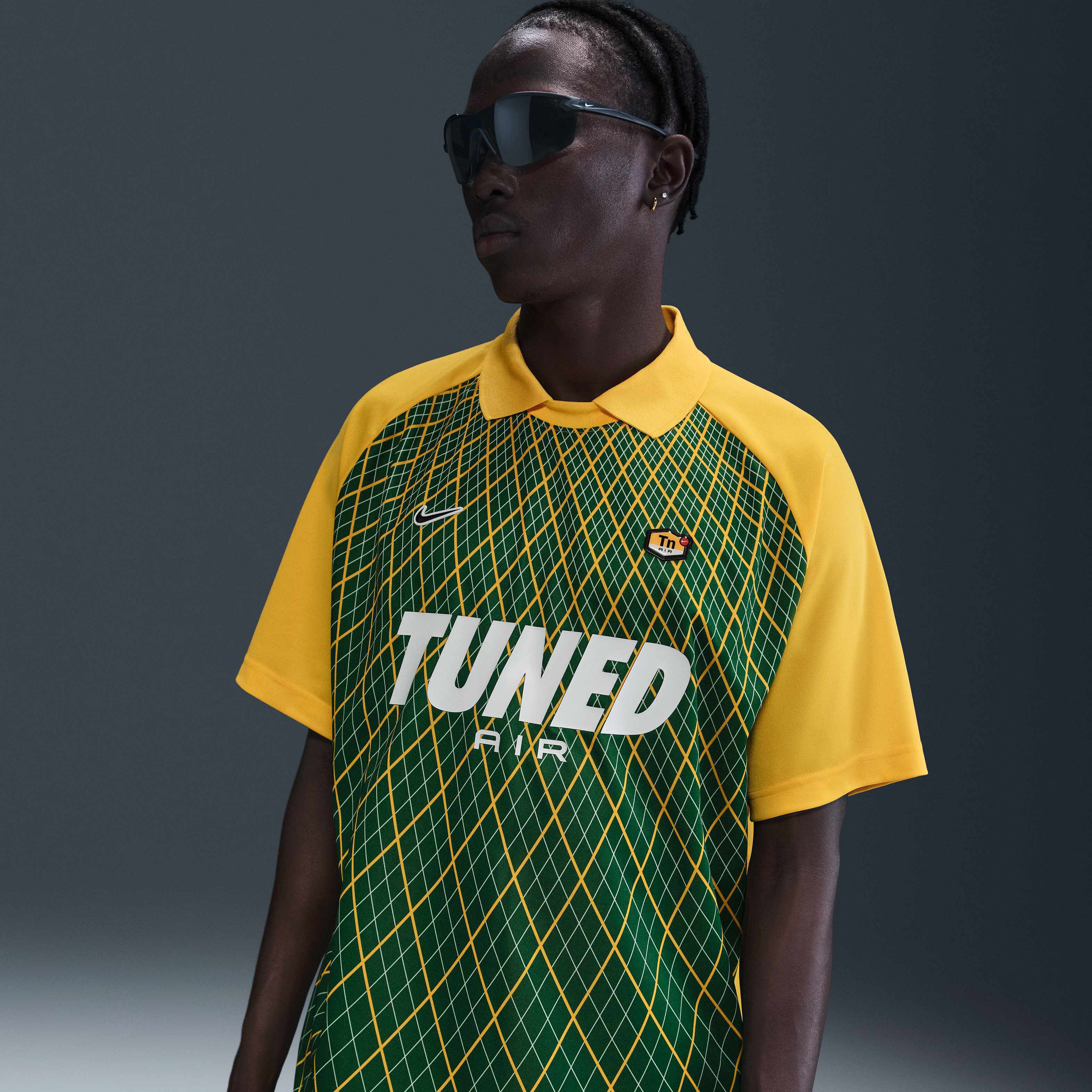 نايكي سبورتسوير image number 0