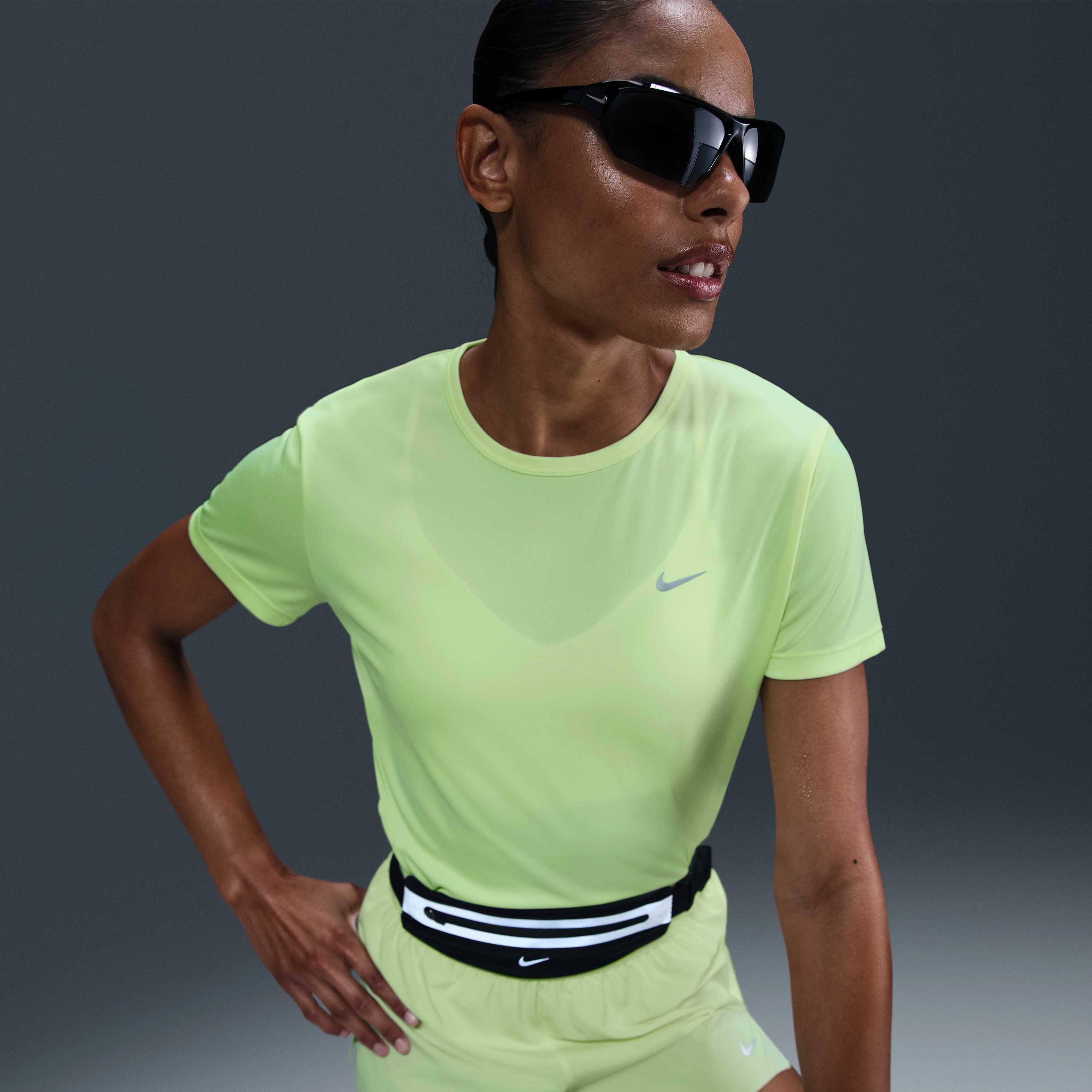 Nike Tempo image number 0