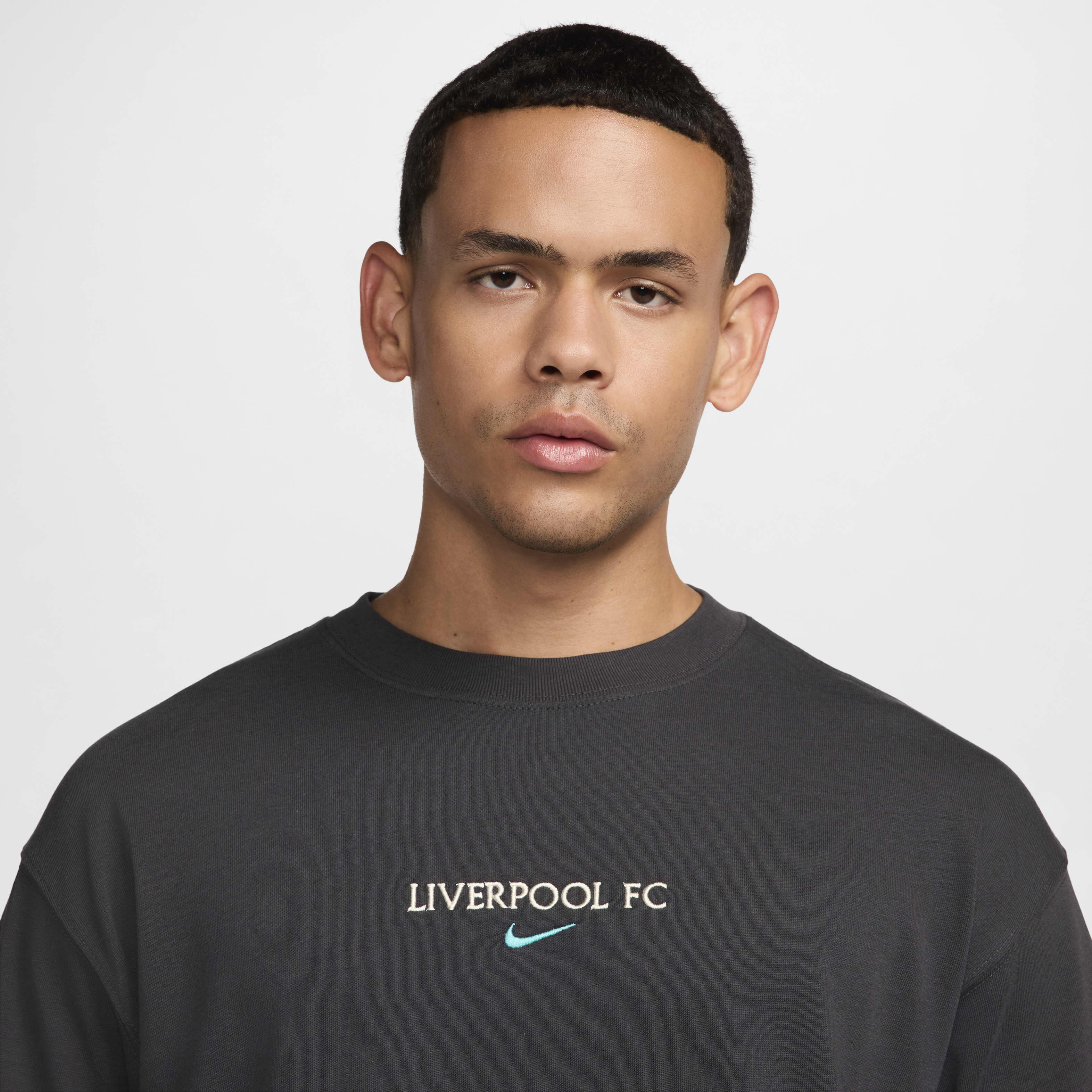 Liverpool F.C. Max90 image number 2