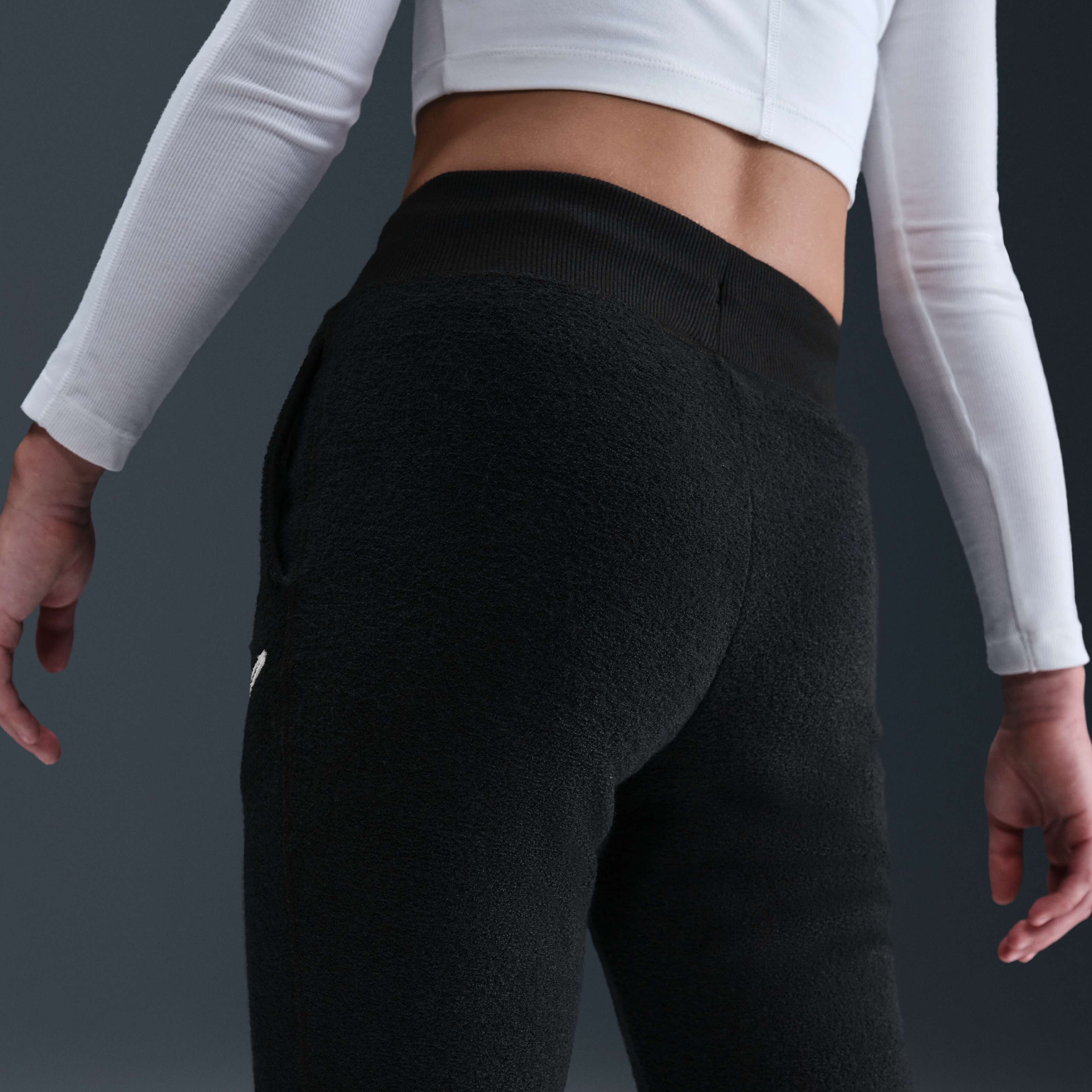 Nike Sportswear image number 2