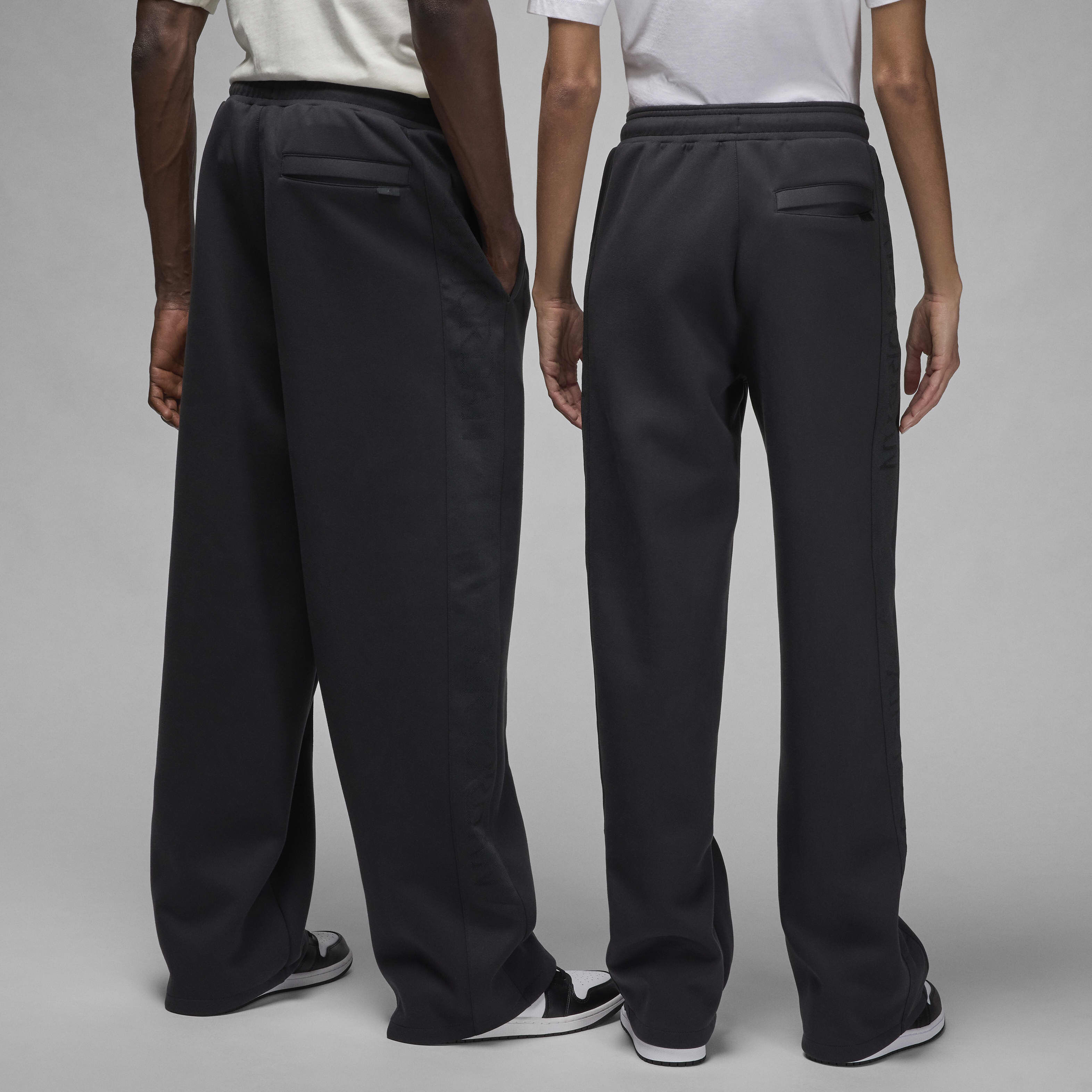Air Jordan image number 1