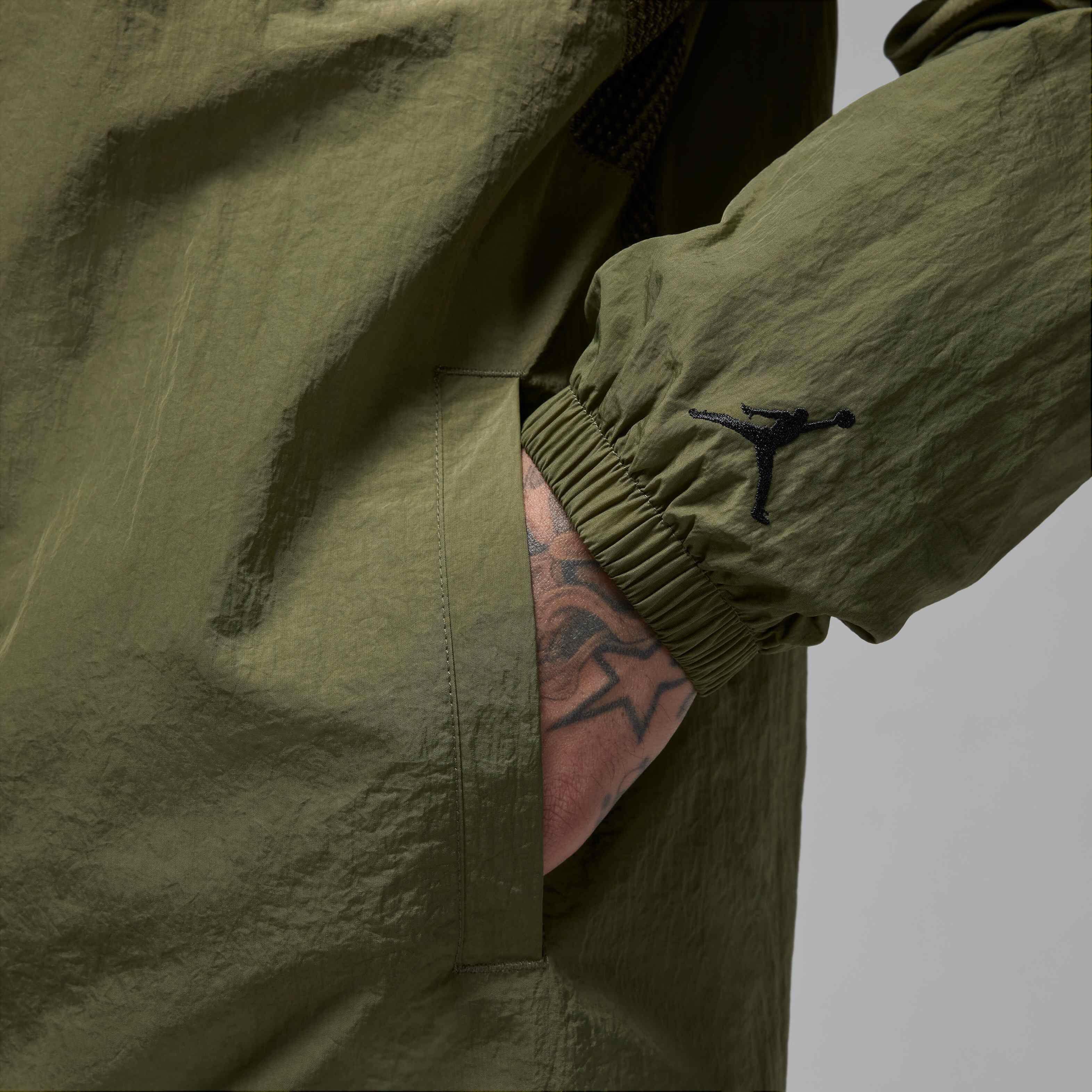 Jordan Essentials image number 5