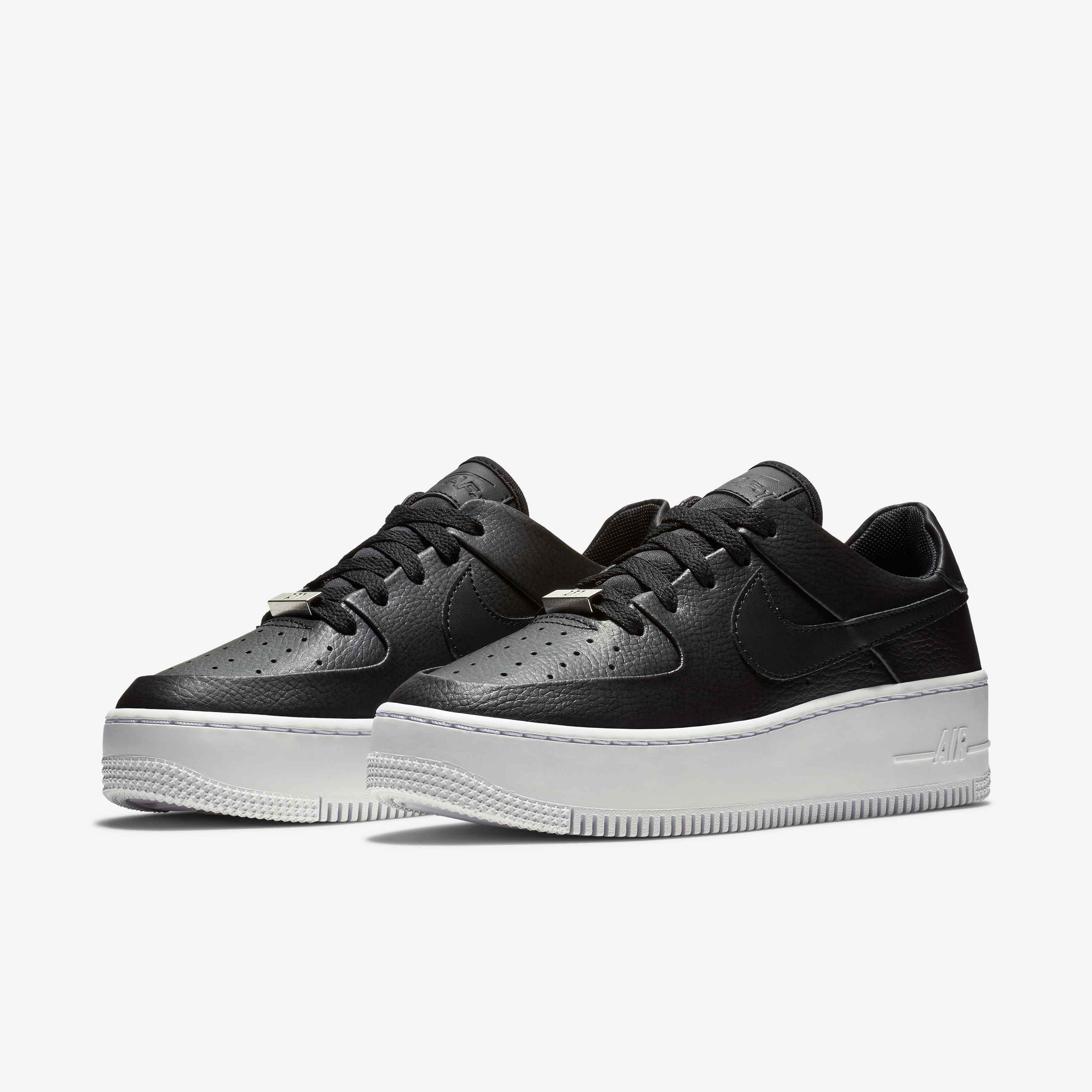 Nike Air Force 1 Sage Low image number 4