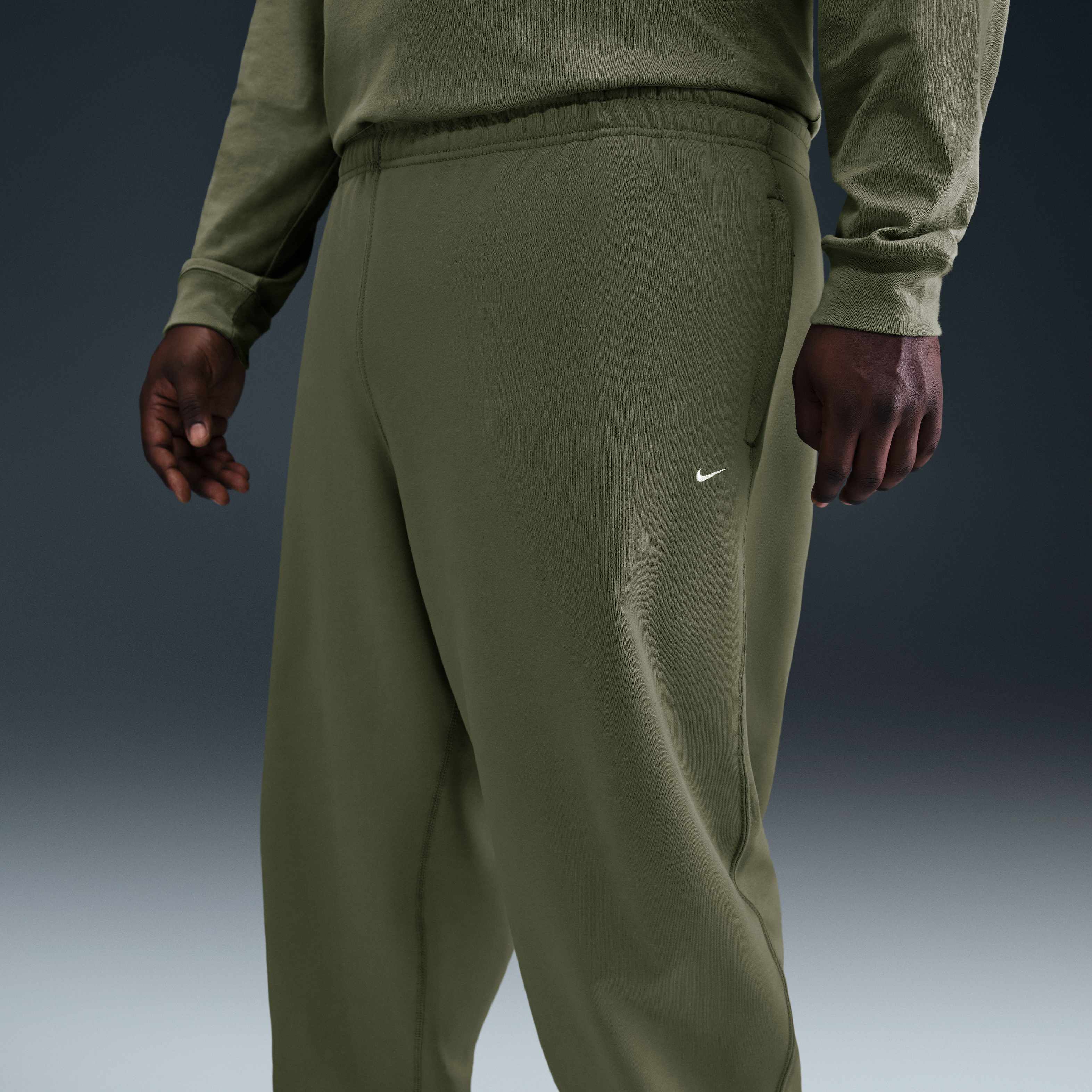 نايكي سولو سووش image number 6