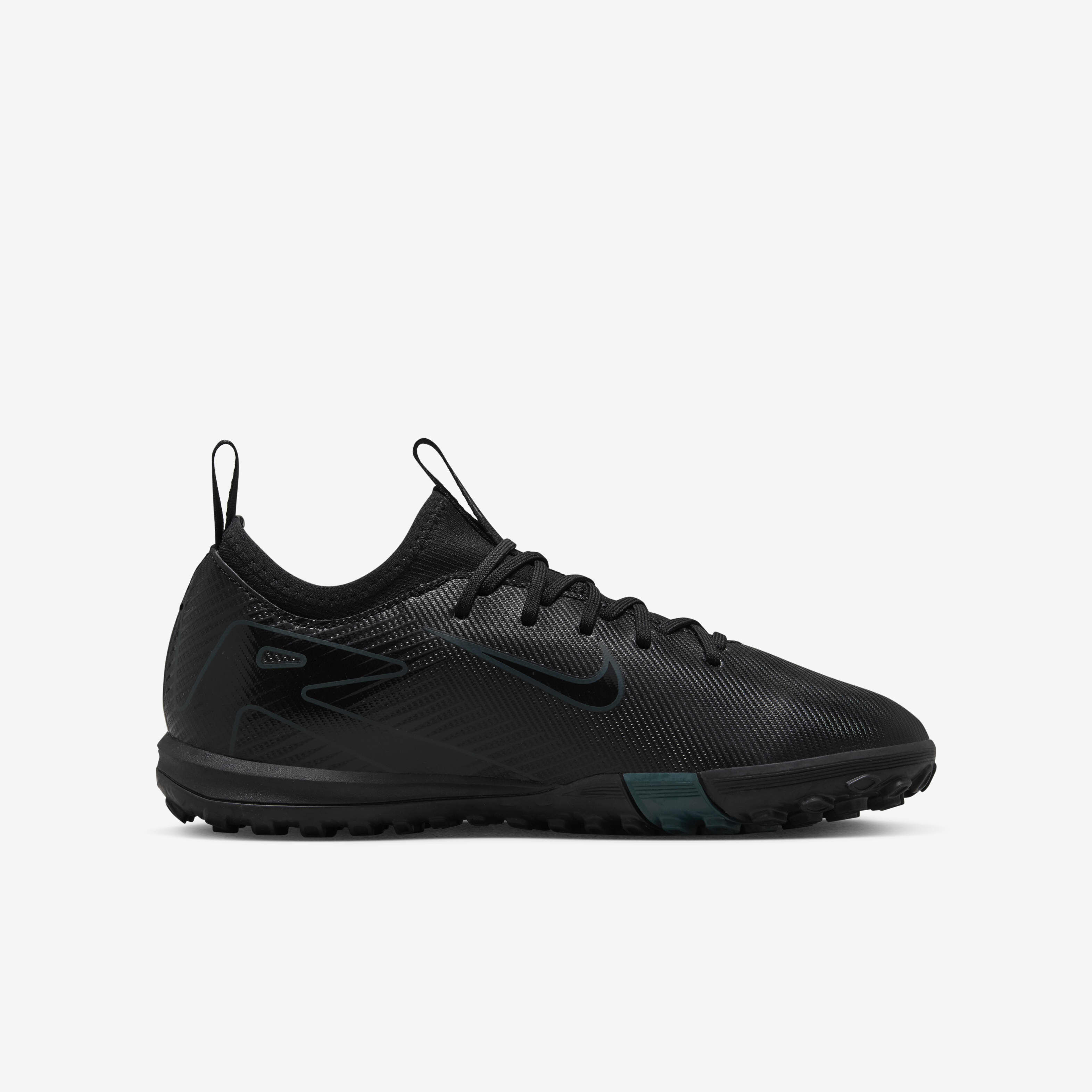 Buy Nike Jr. Mercurial Vapor 16 Academy Younger Older Kids IC Low Top Football Shoes Nike Qatar Official