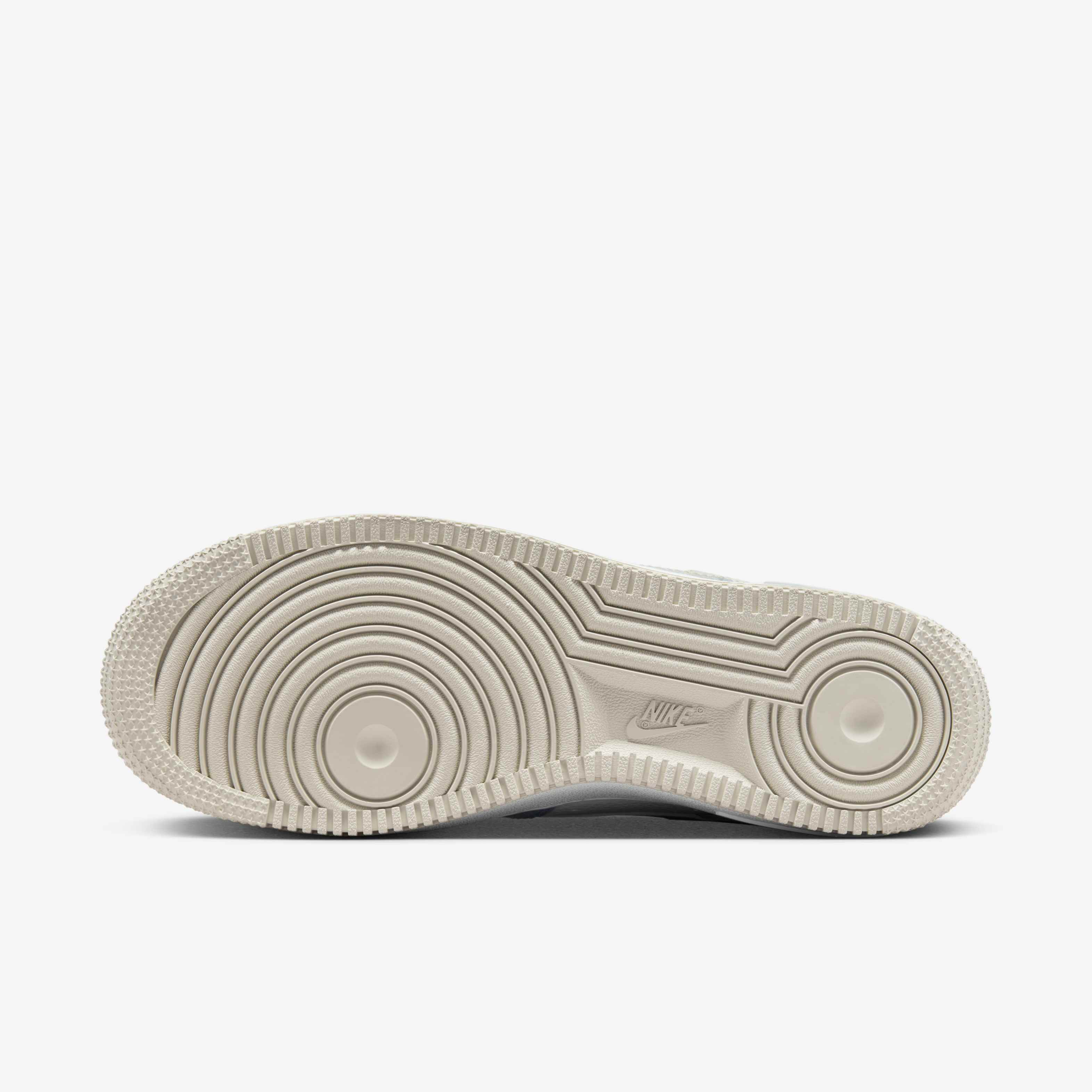 Nike Air Force 1 '07 image number 2