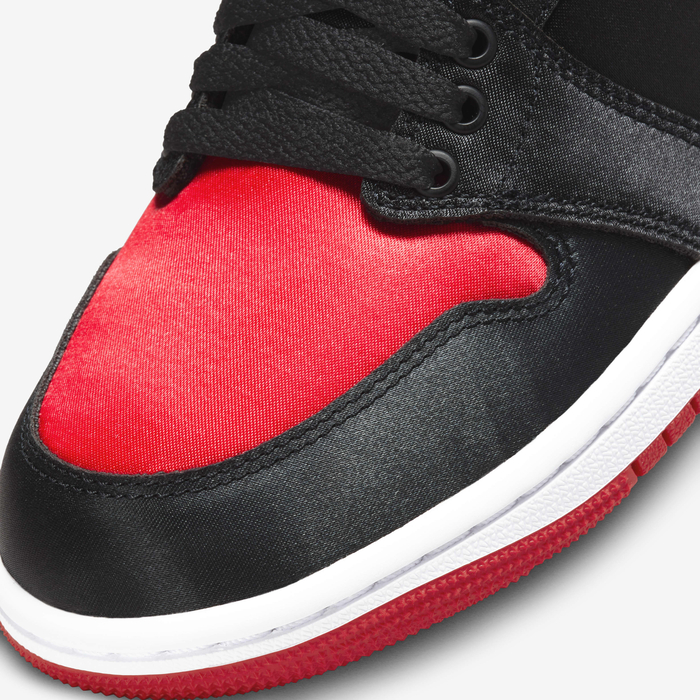 Air Jordan 1 High OG 'Satin Bred' image number 6 Air Jordan 1 High OG 'Satin Bred' image number 6