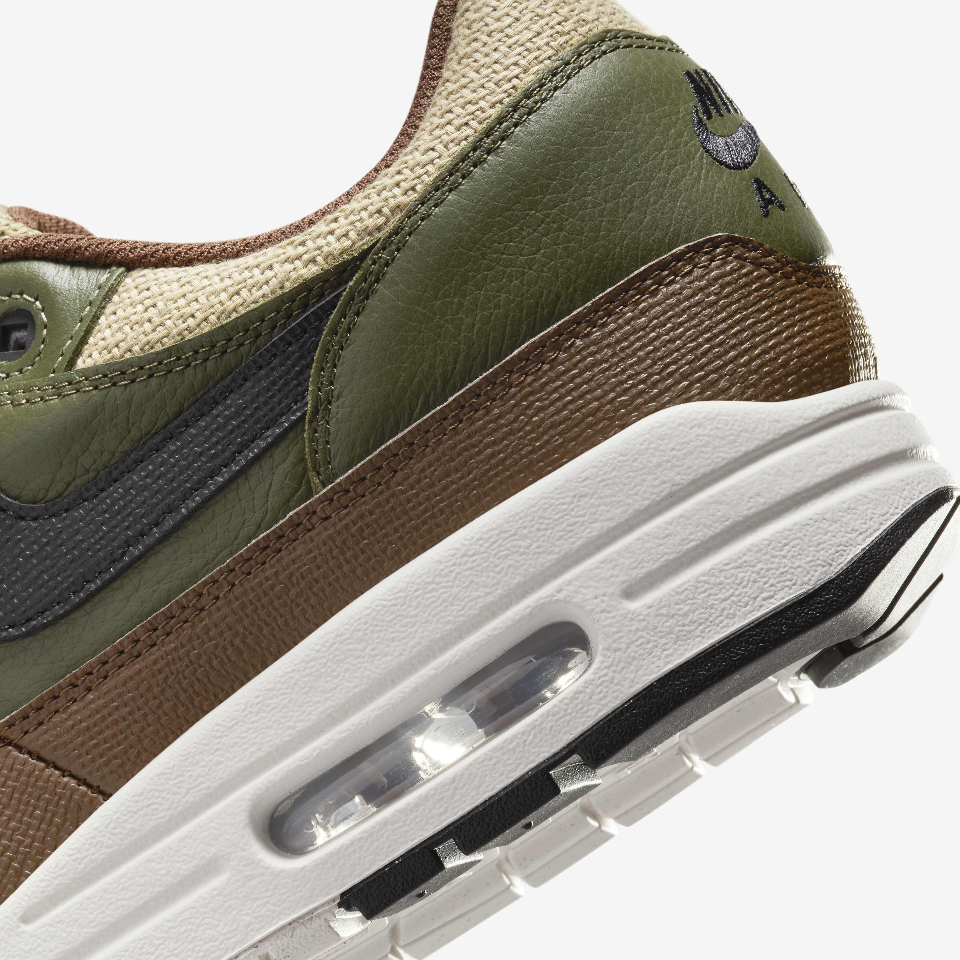 Buy Nike Air Max 1 Essential Premium Men s Shoes Nike Qatar Official