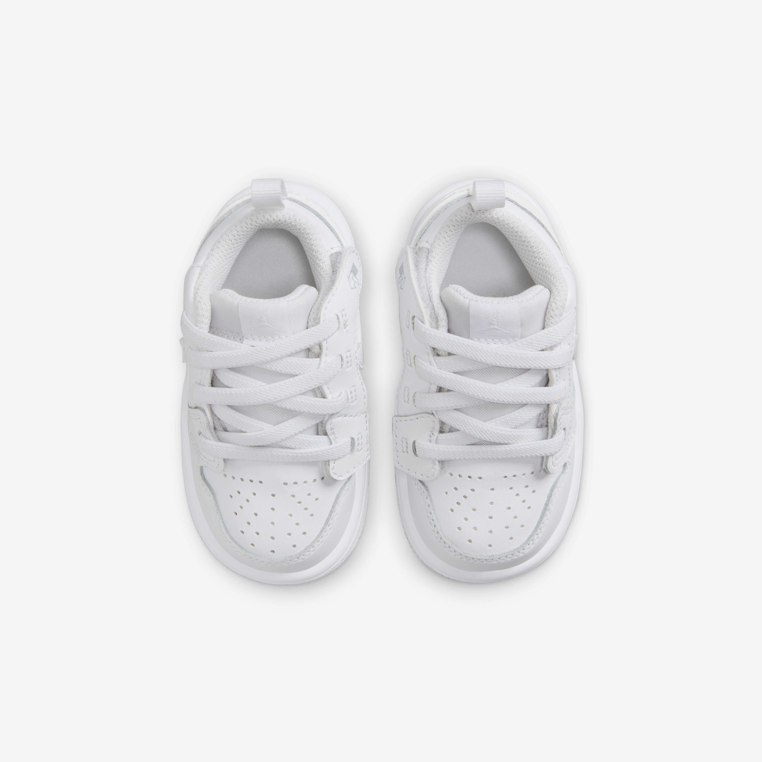 جوردن 1 لو الت image number 3