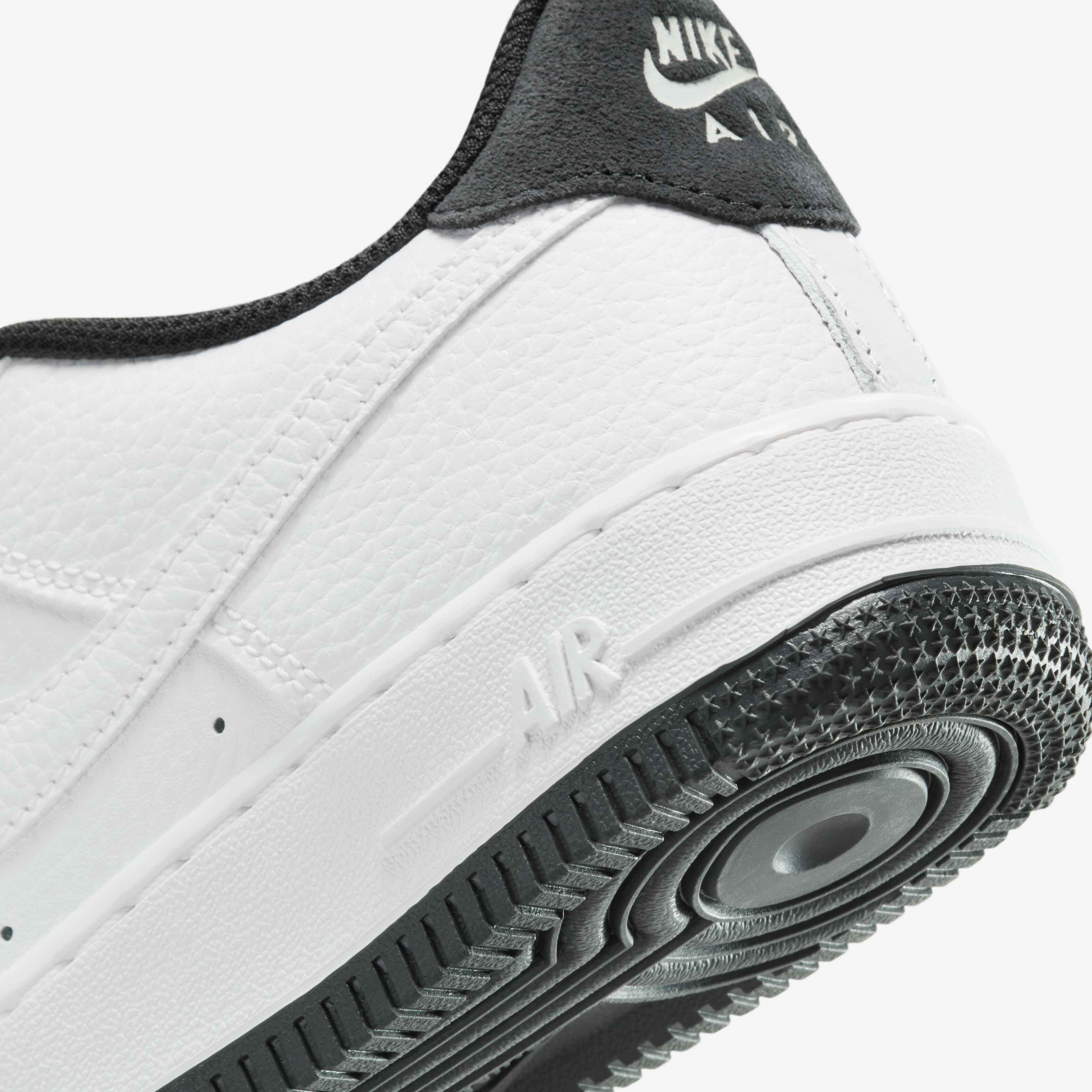 Nike Air Force 1 LV8 image number 7