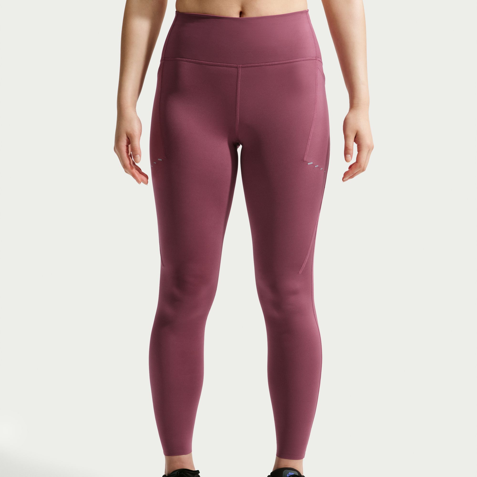 Nike Swift image number 2