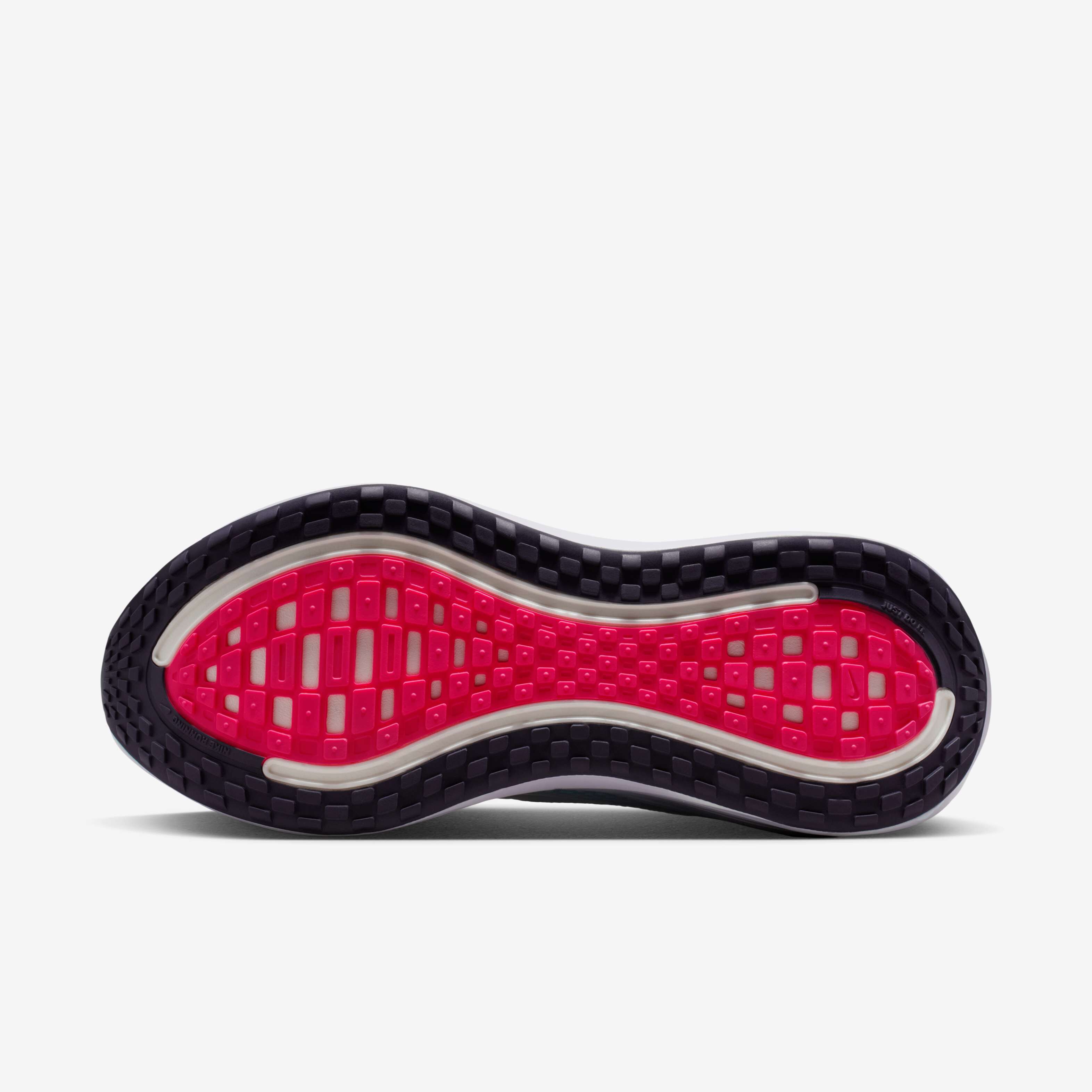 نايكي فوميرو بلس image number 1