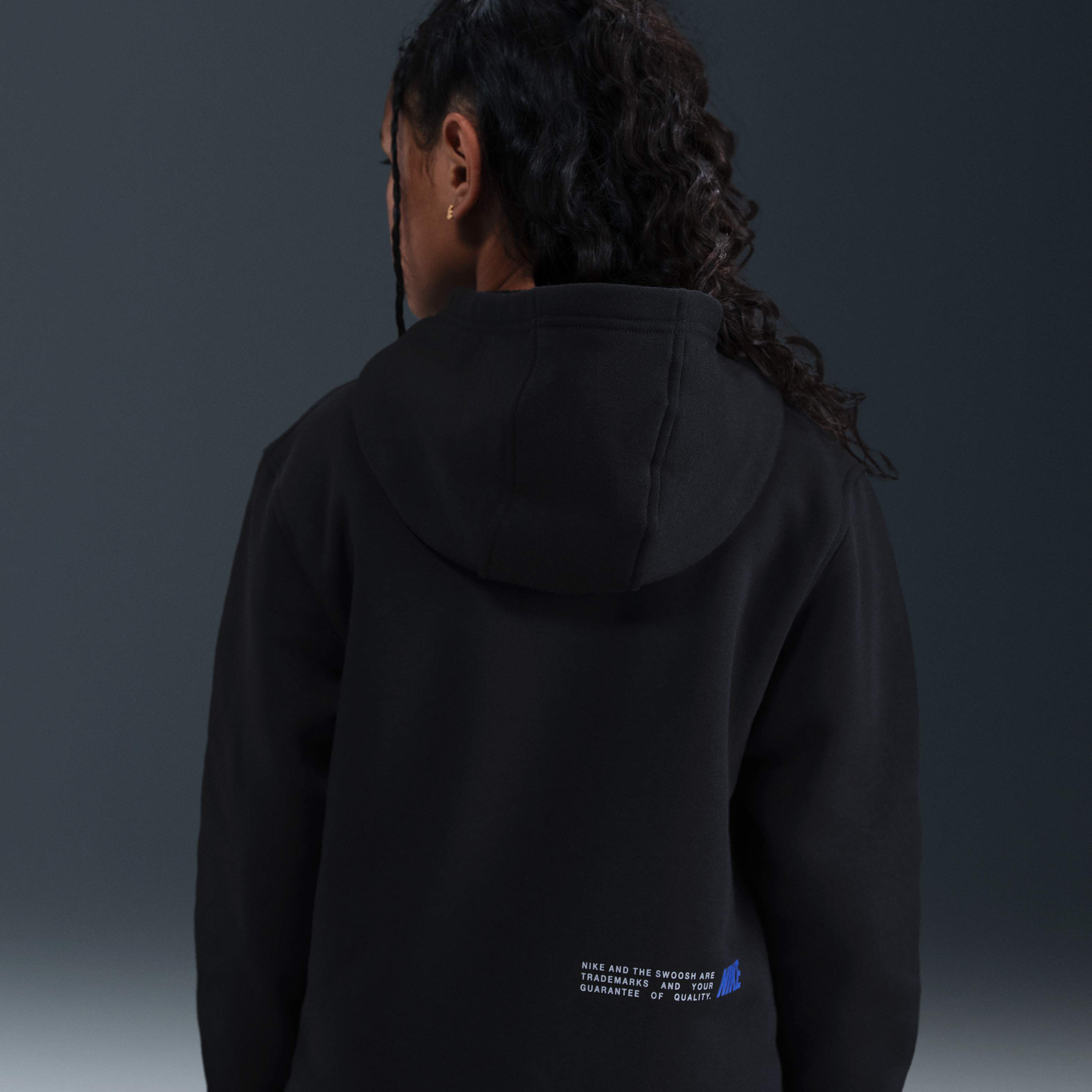 نايكي سبورتسوير كلوب فليس image number 3