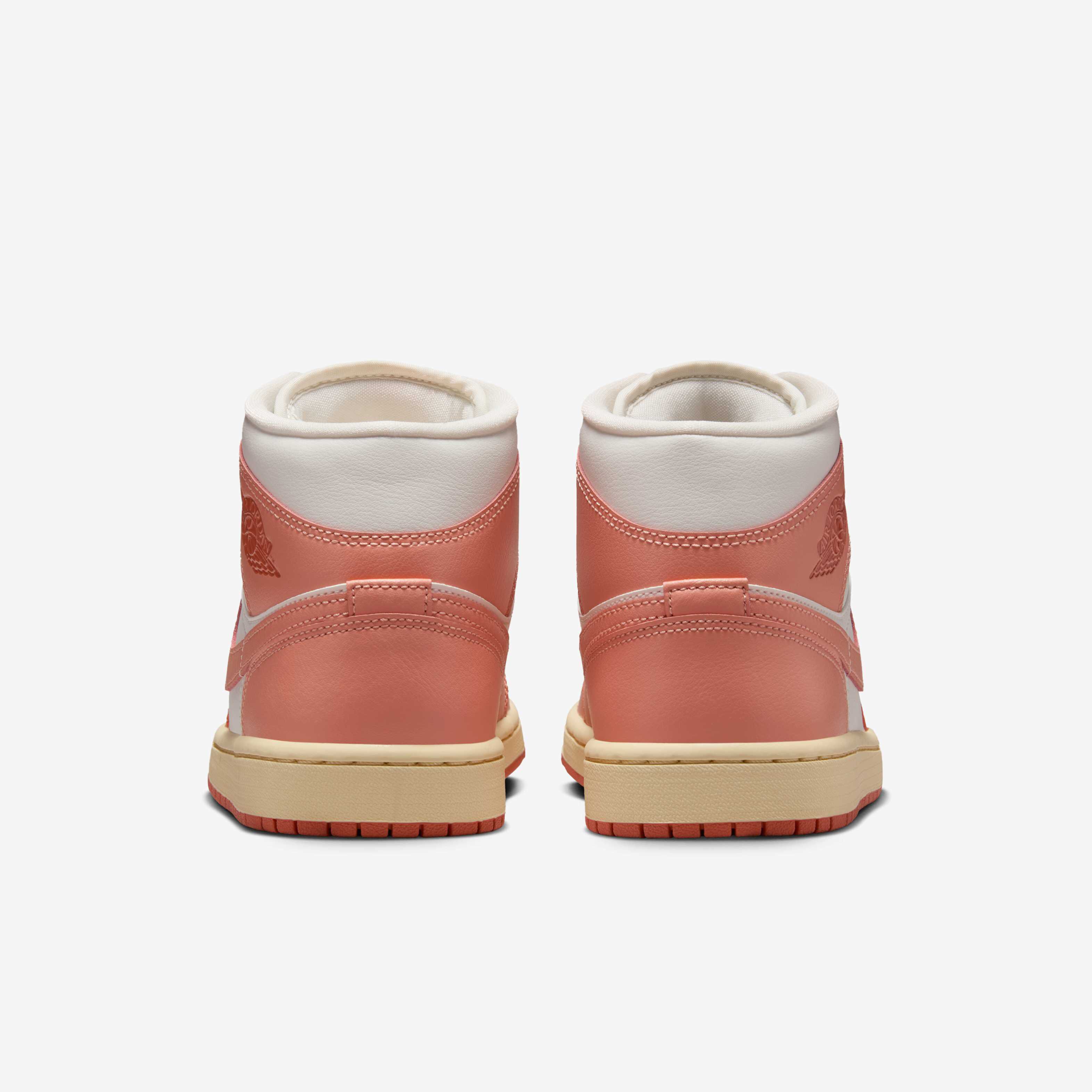 اير جوردن 1 ميد image number 5