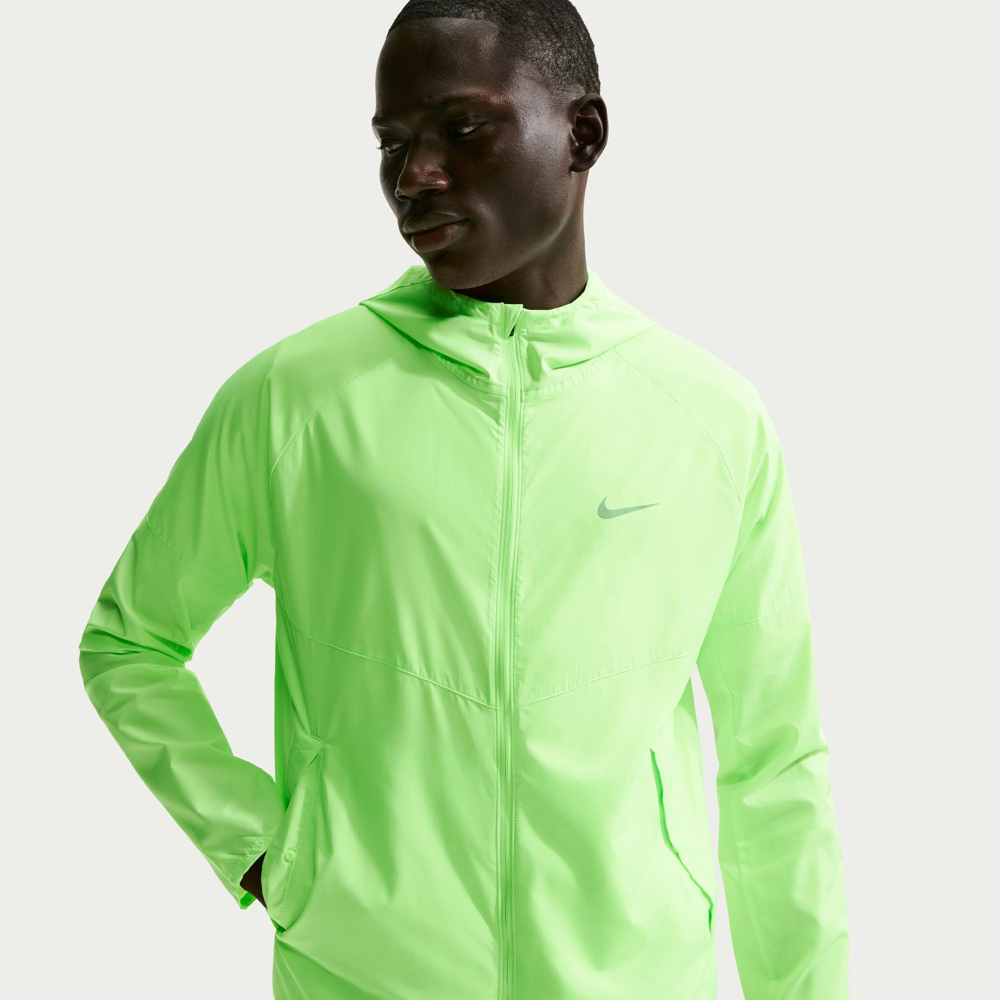 Nike Miler image number 2