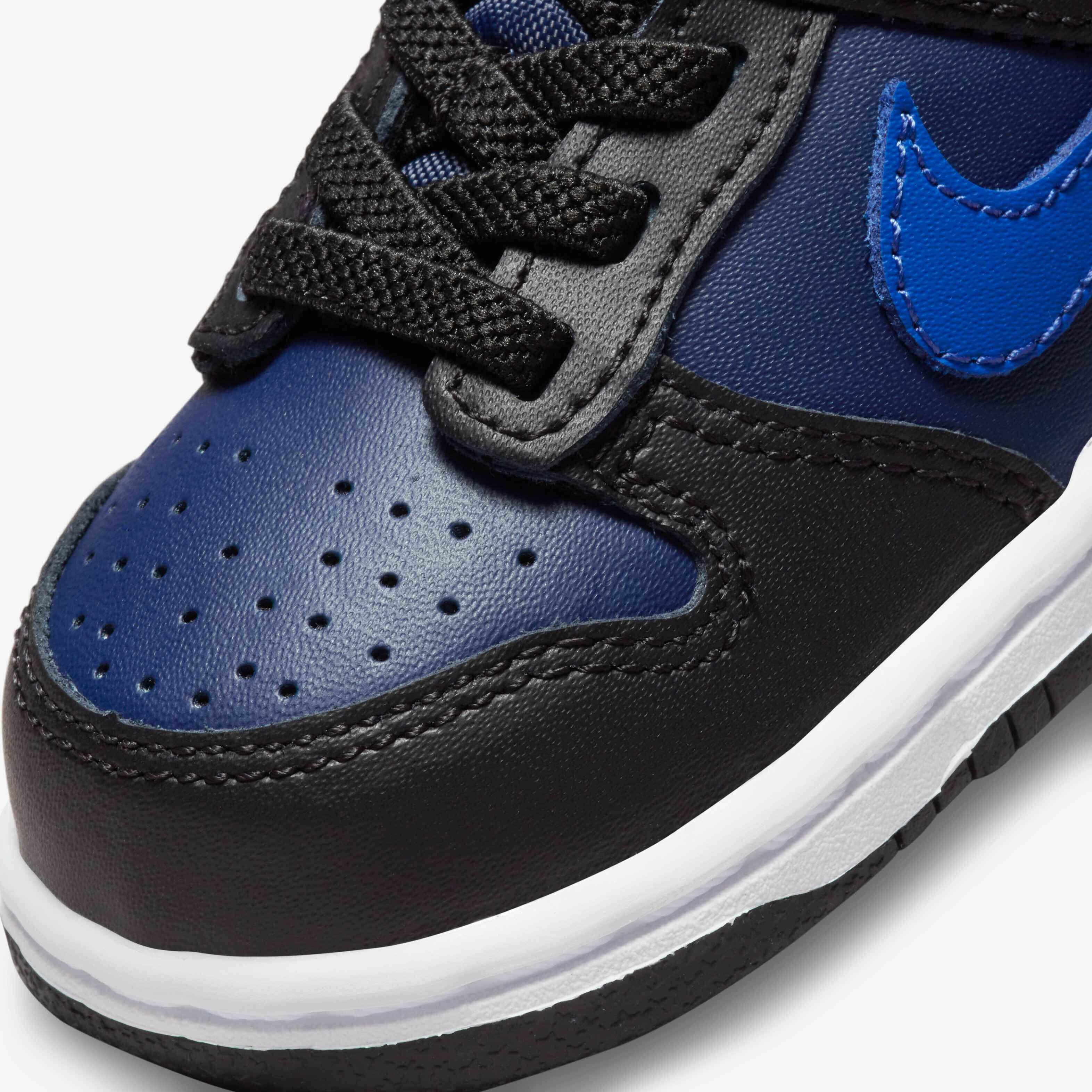 Nike Dunk Low image number 6