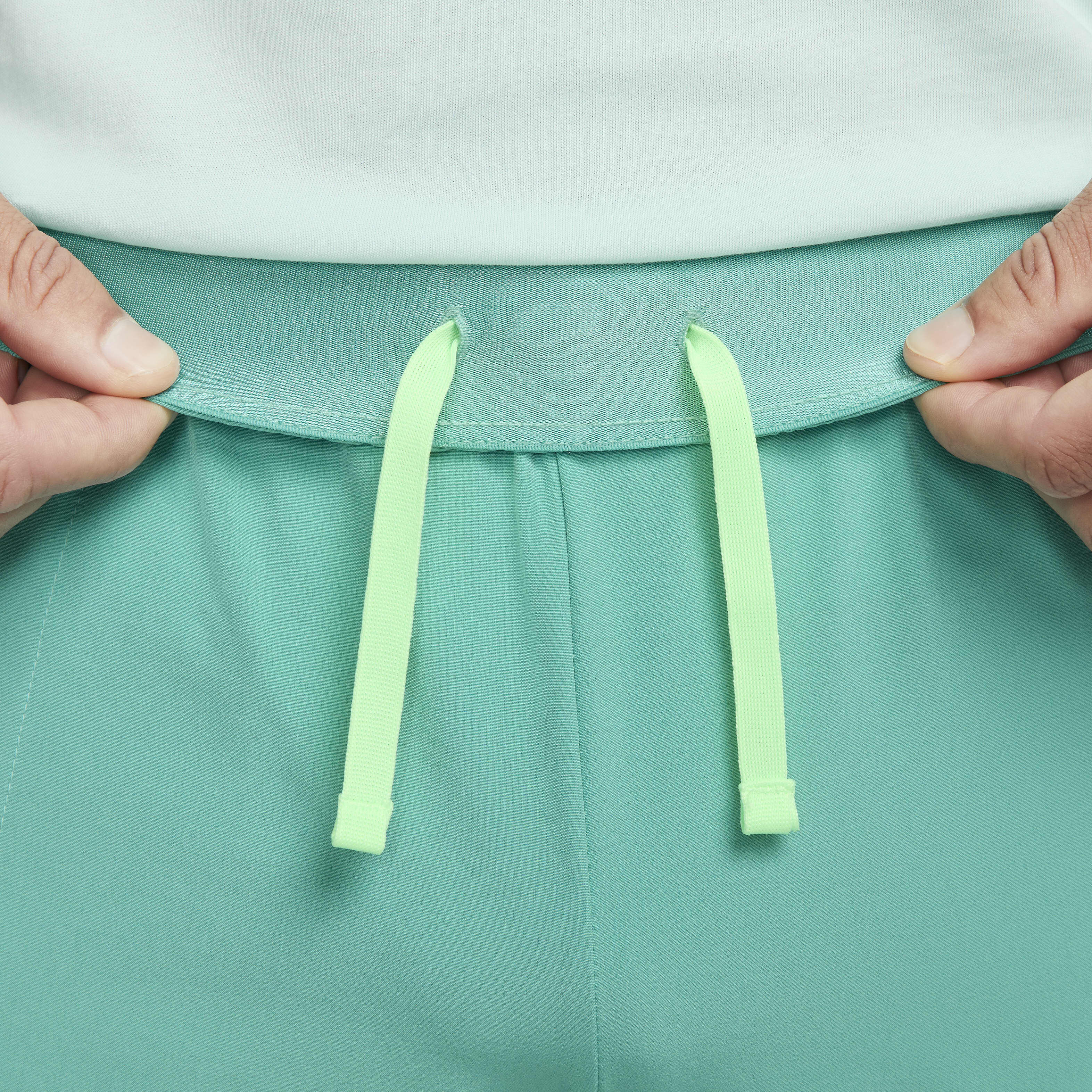 NikeCourt Dri-FIT Advantage image number 4