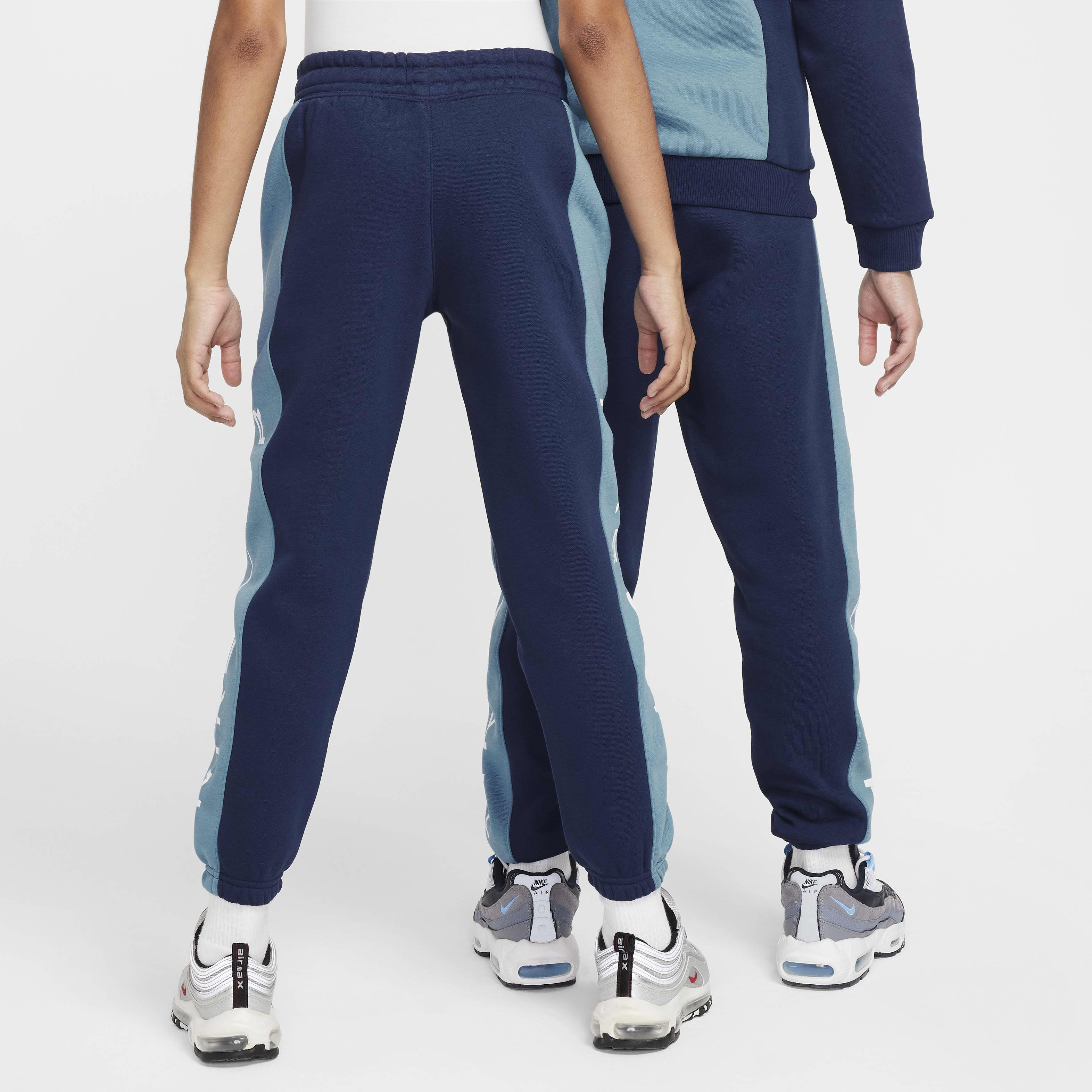 Nike tribute poly track pants junior discount