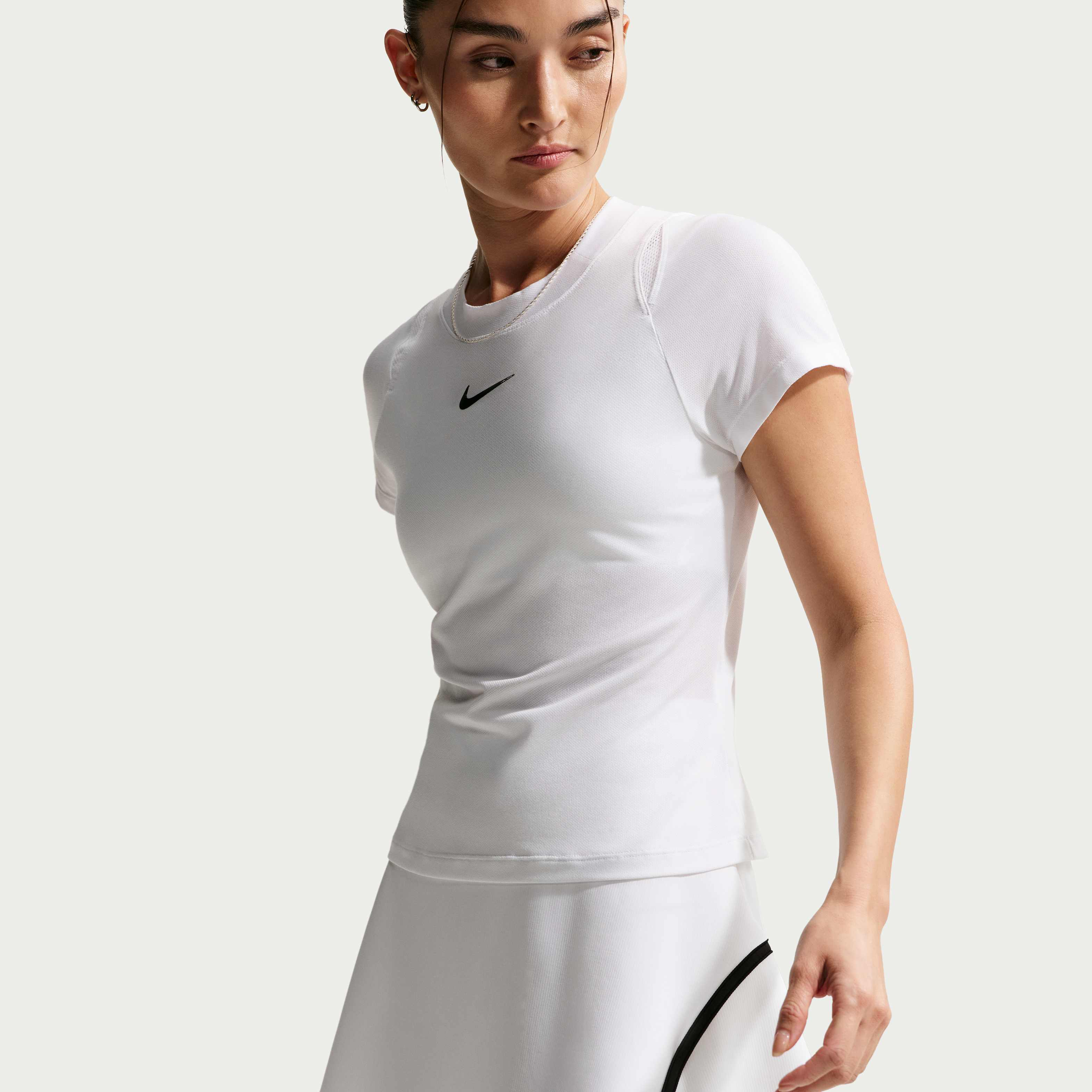 NikeCourt Advantage image number 3