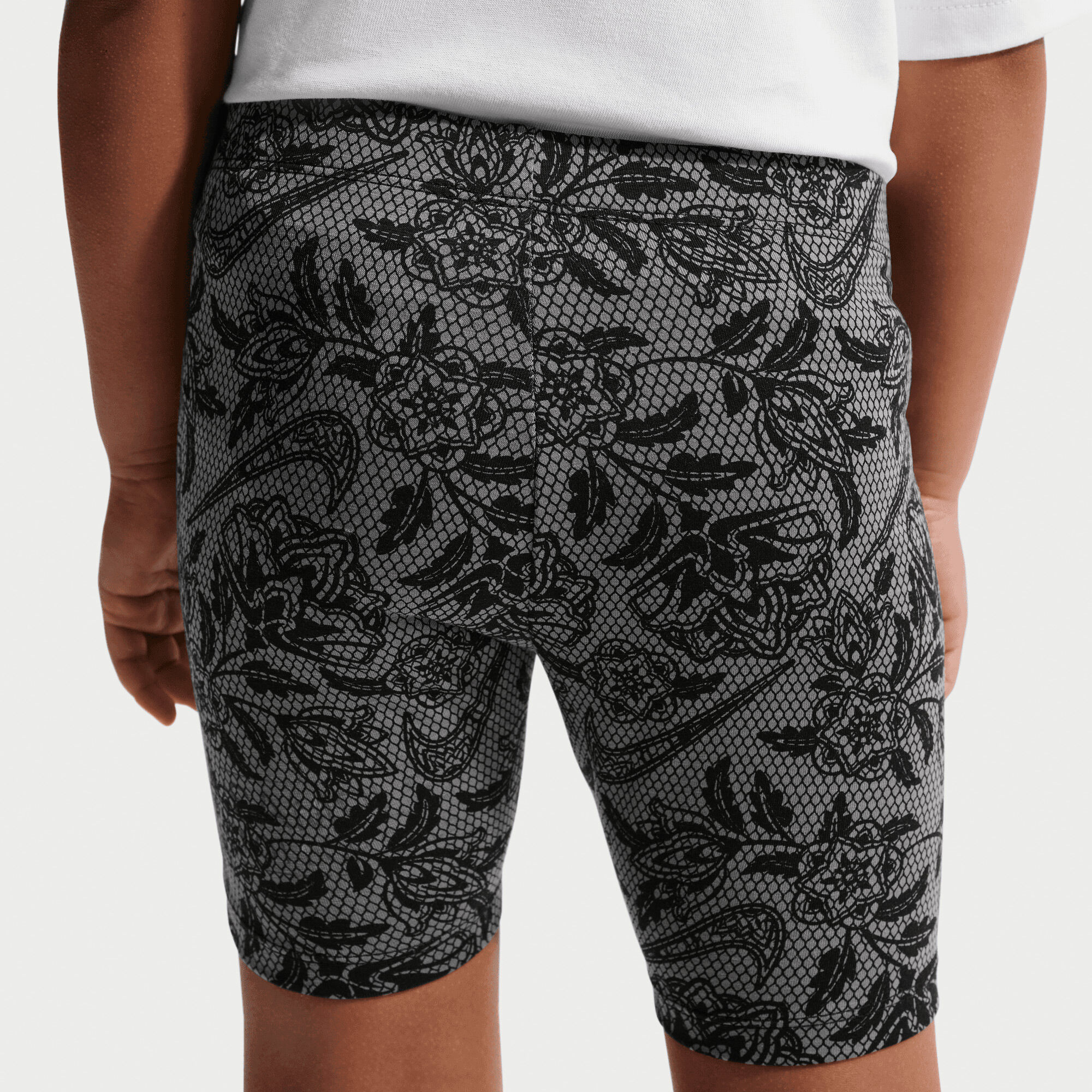 نايكس لايس إت أب image number 5