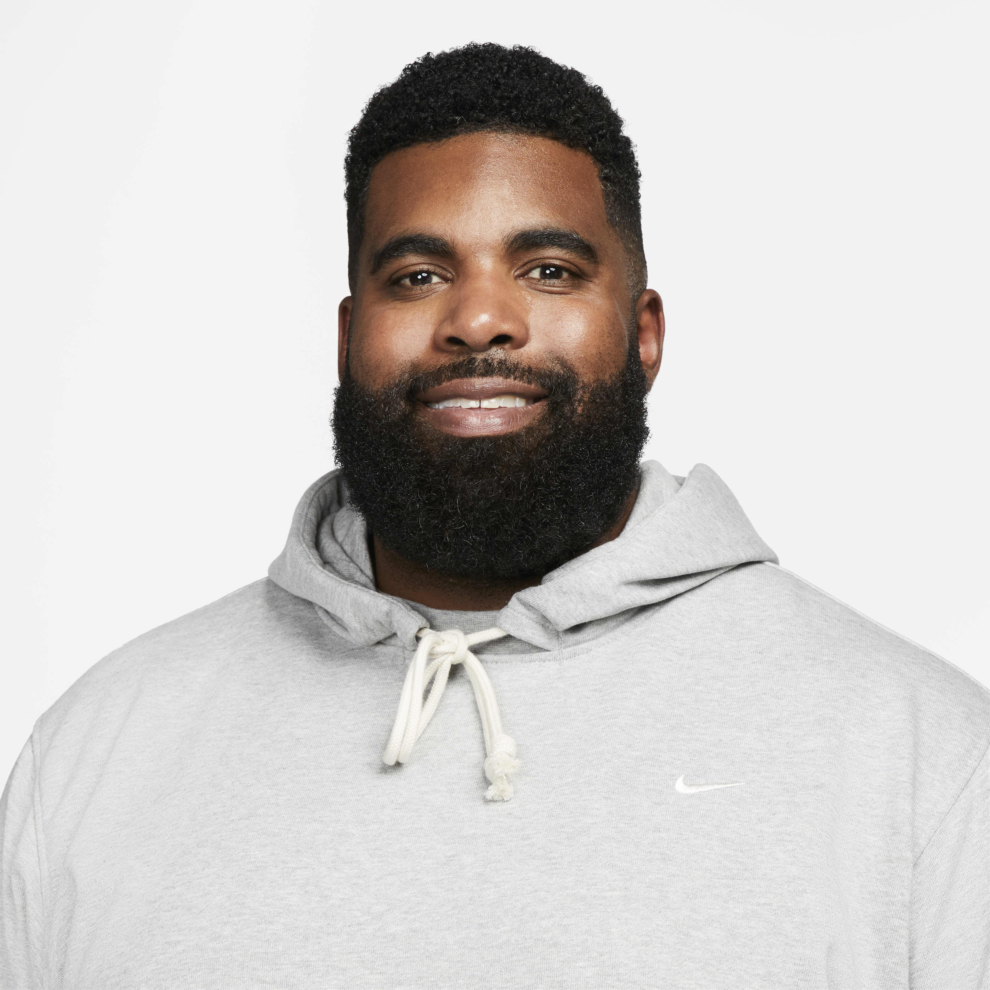 Nike Standard Issue image number 13