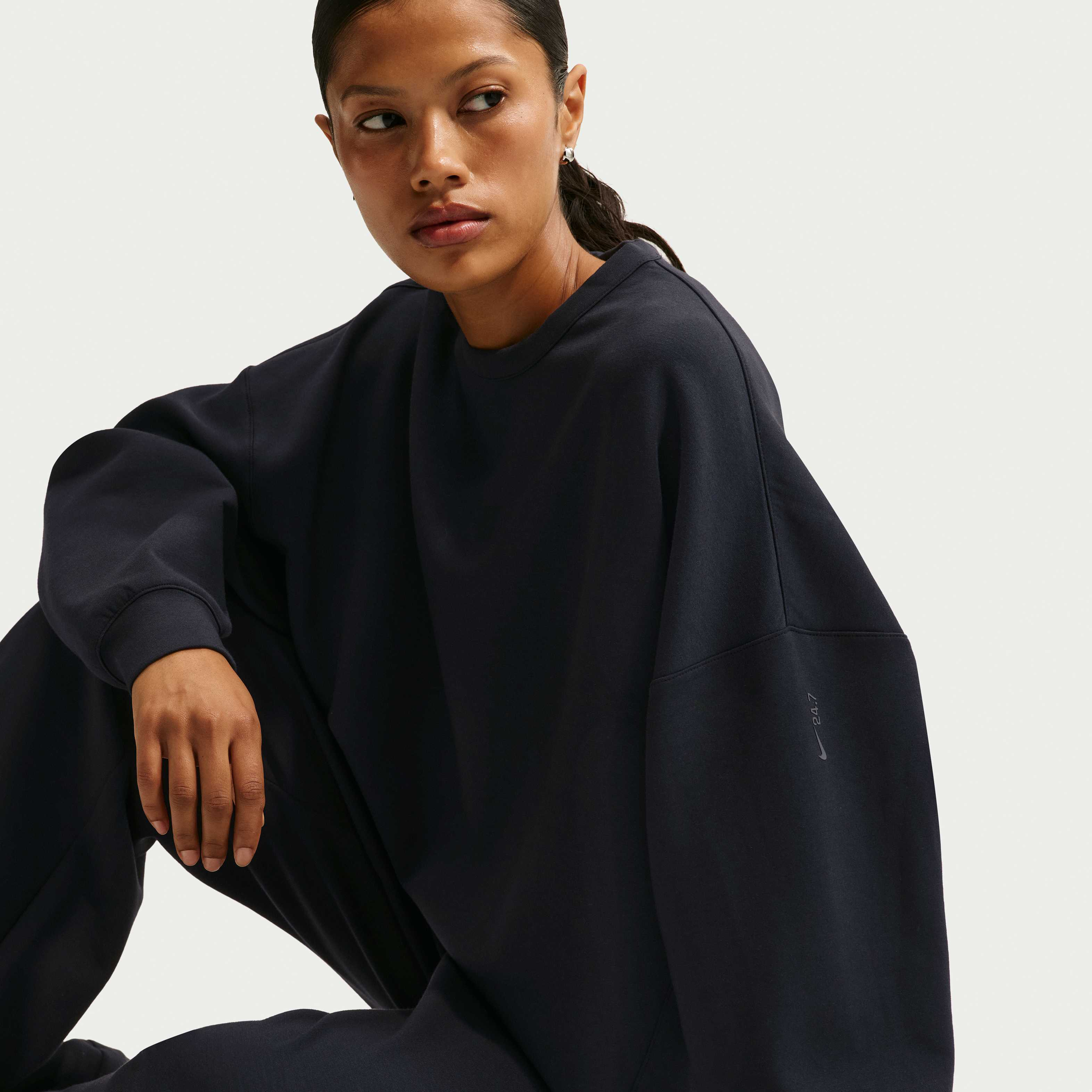 نايكي 24.7 امبوسبلي سوفت image number 0