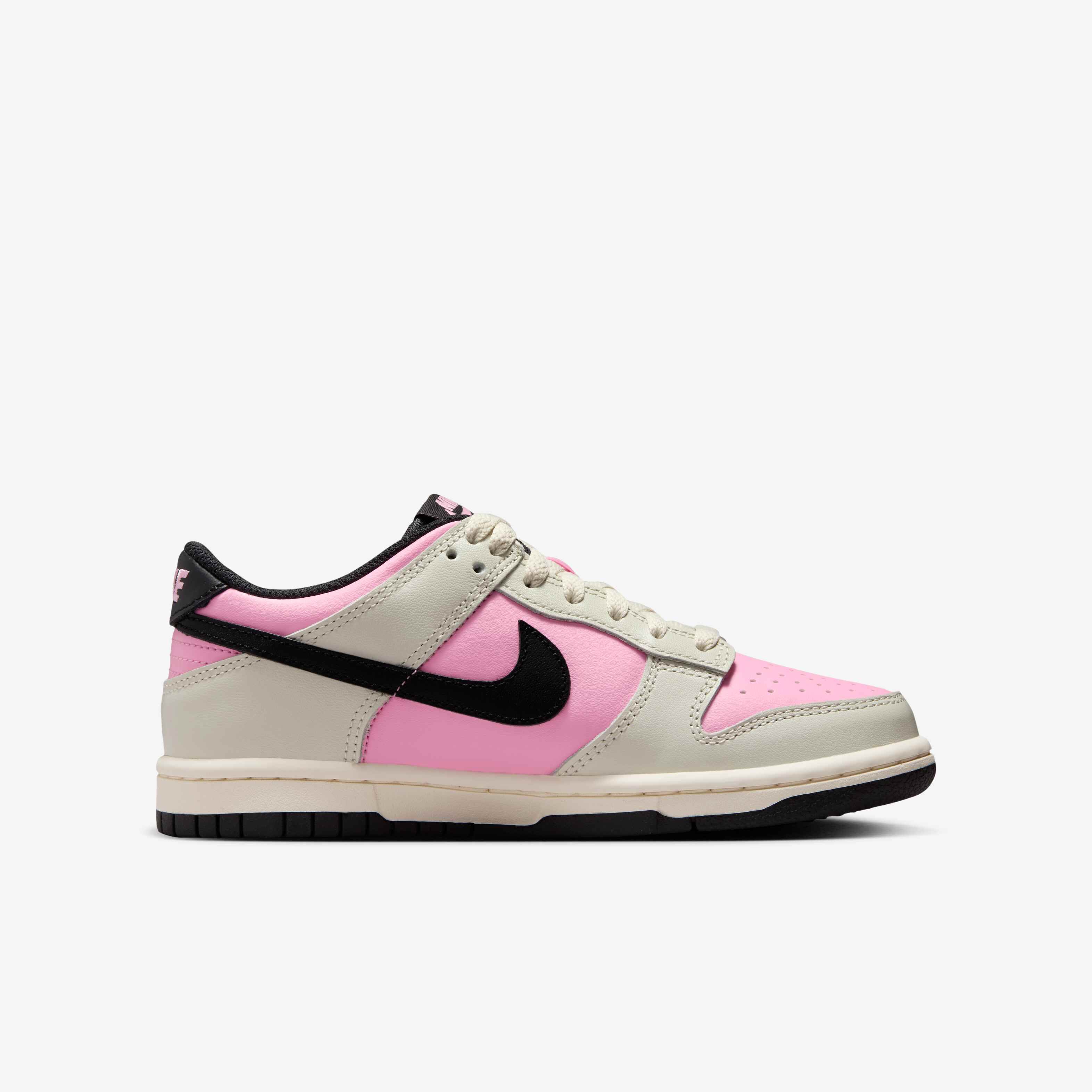 Nike Dunk Low image number 2