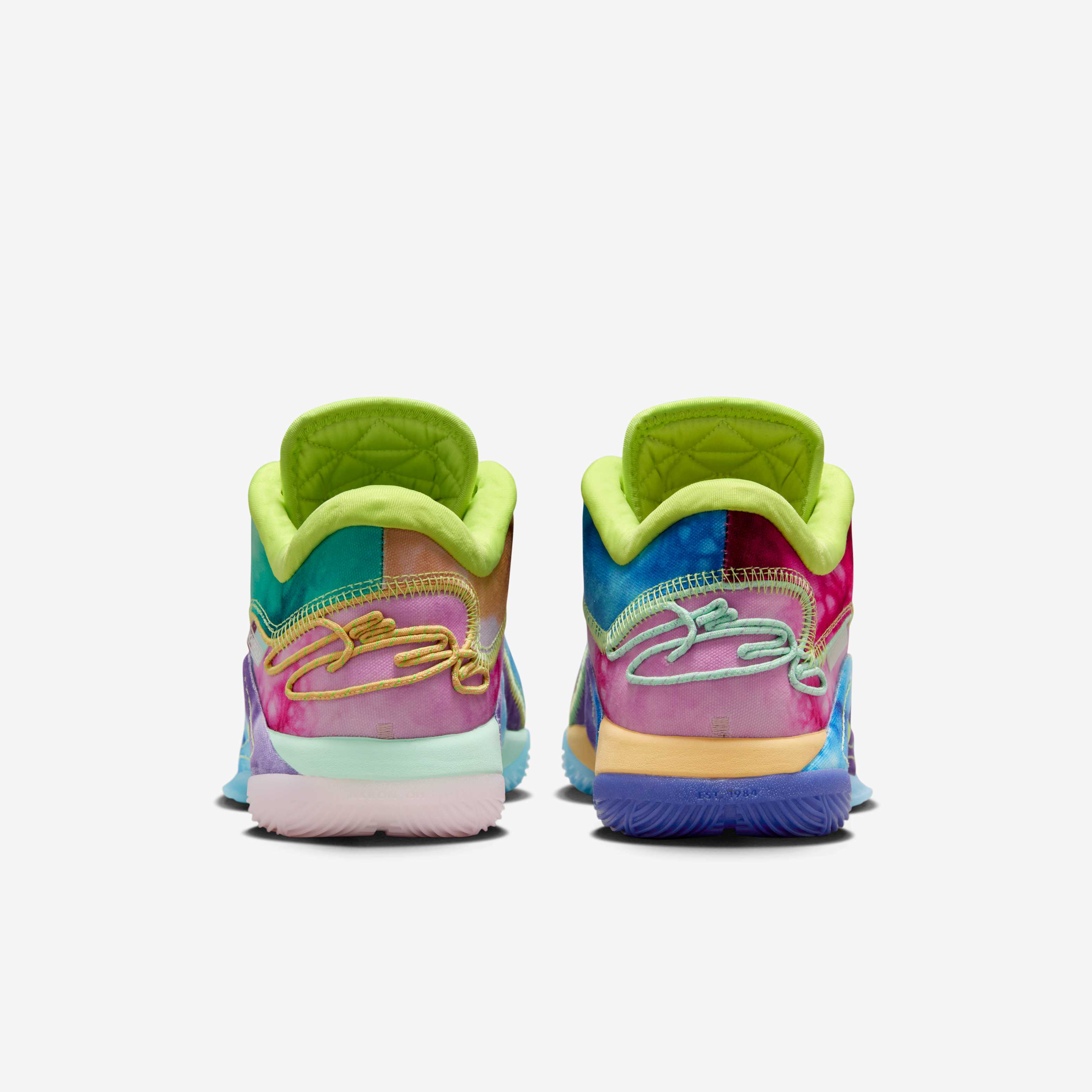 ليبرون 22 image number 5