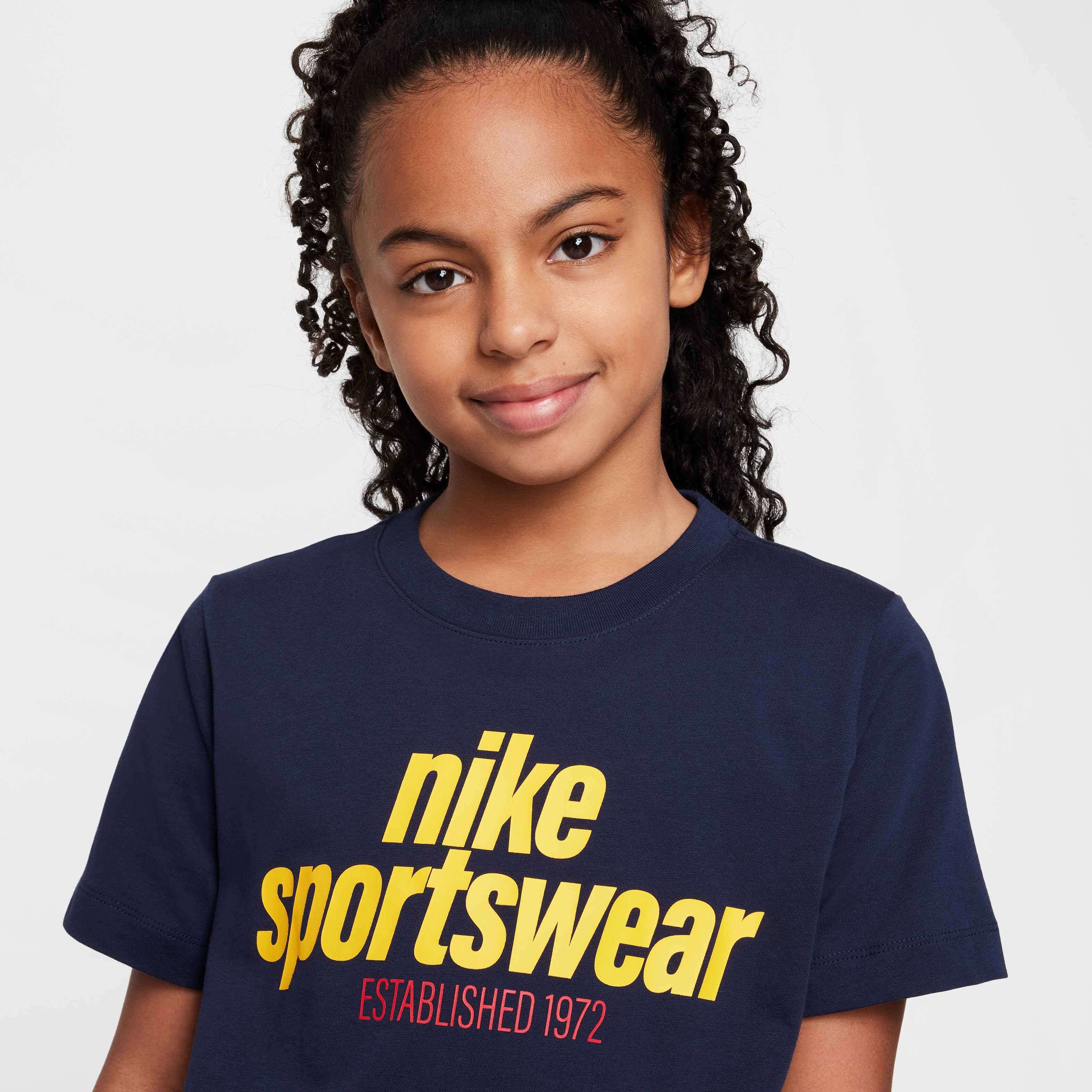 نايكي سبورتسوير image number 2