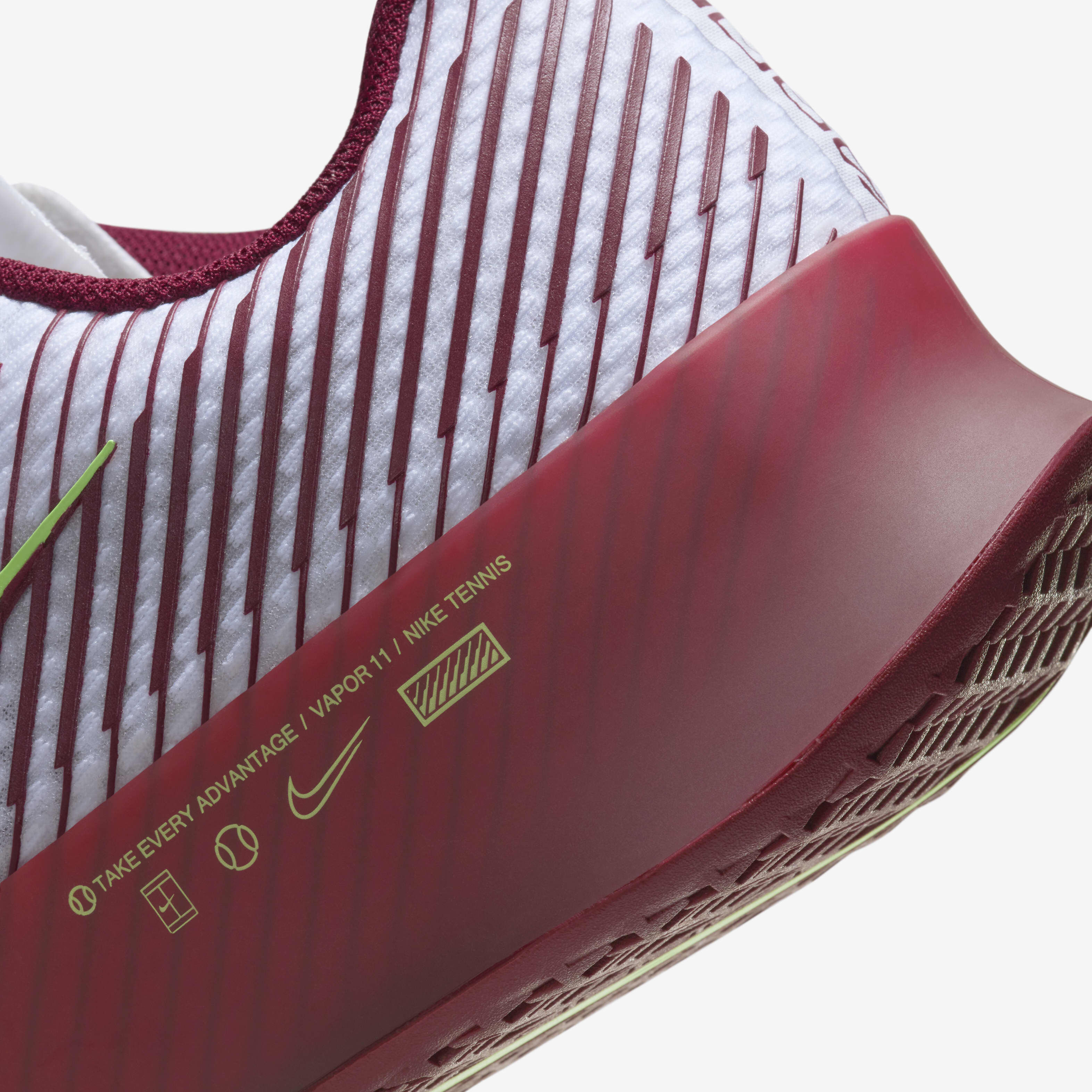 نايكي كورت اير زووم فيبور 11 image number 7